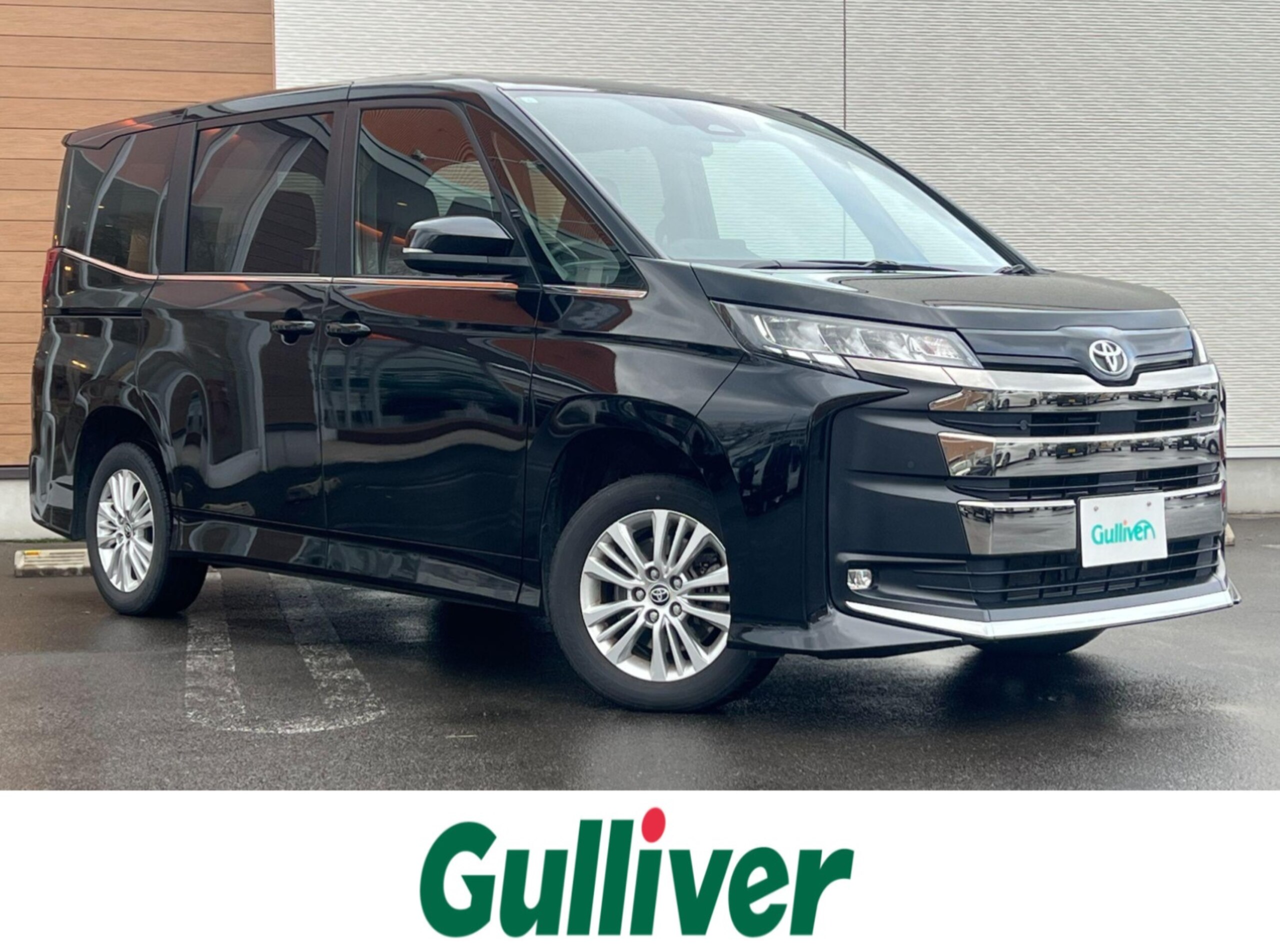 Toyota Noah 2.0 S-Z 4WD