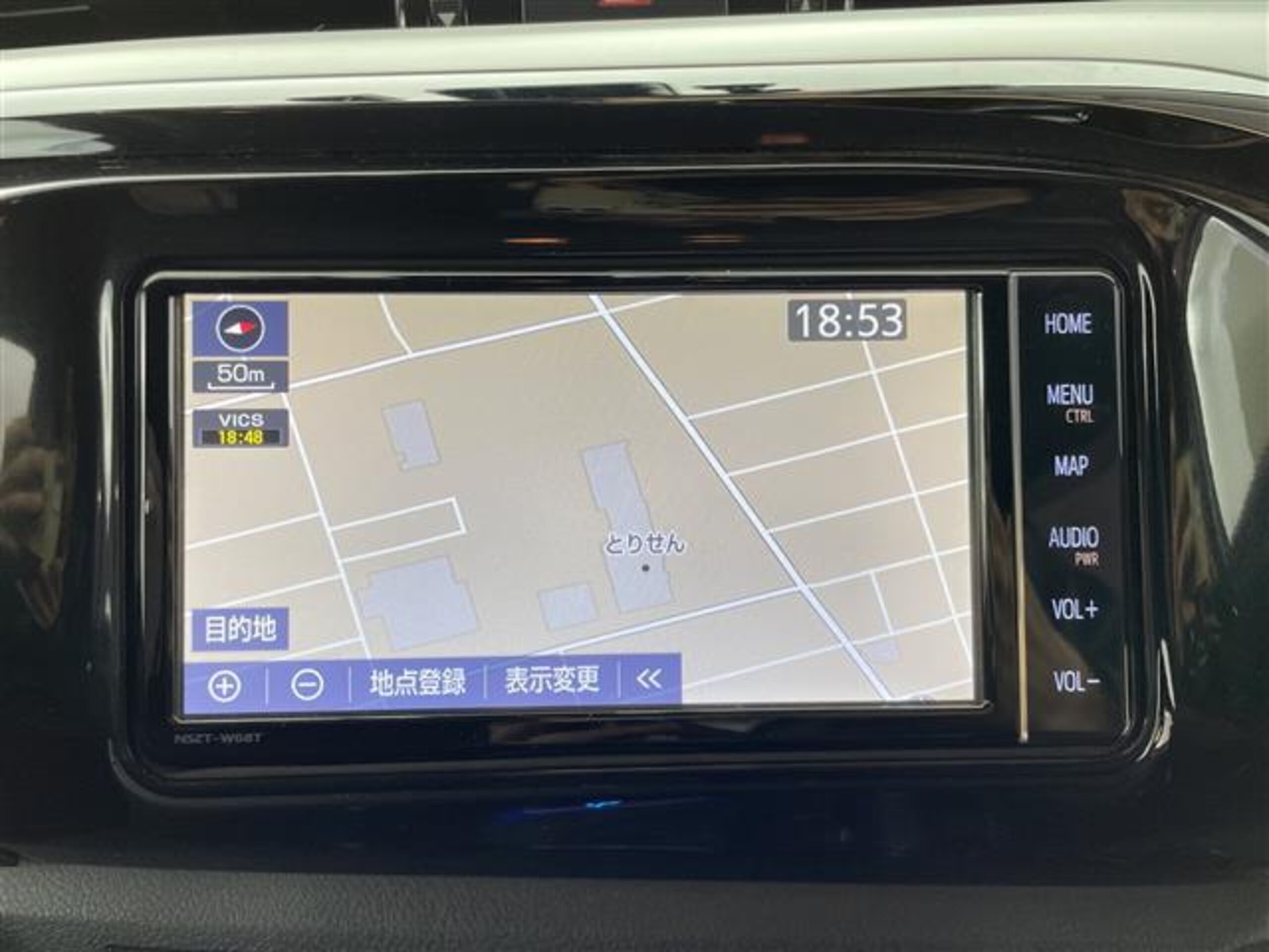 Toyota Hilux 2.4 Z Diesel Turbo 4WD Canopy — photo 7