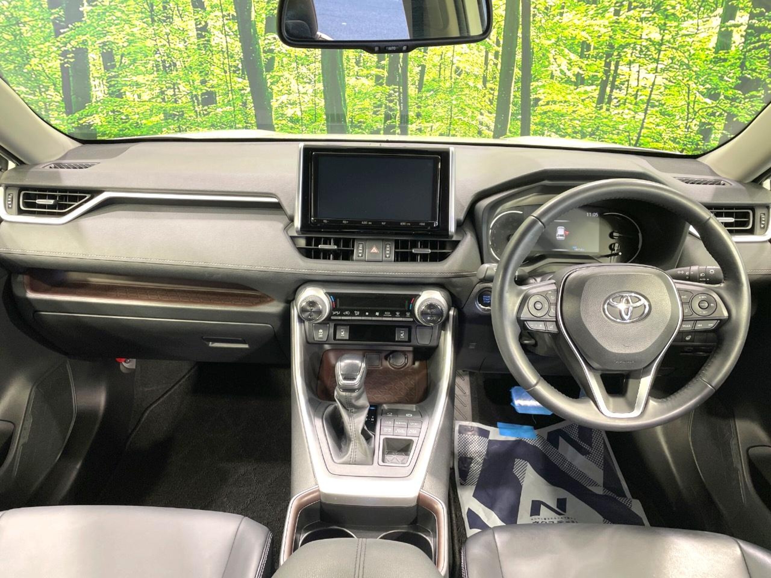 2021 Toyota  Rav4 — photo 2