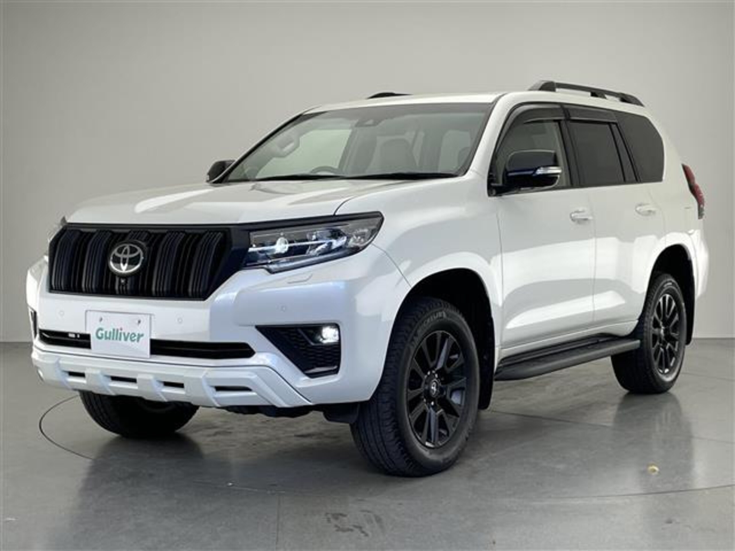 Toyota Land Cruiser Prado 2.8 TX L Package Matte Black Edition Diesel Turbo 4WD — photo 9