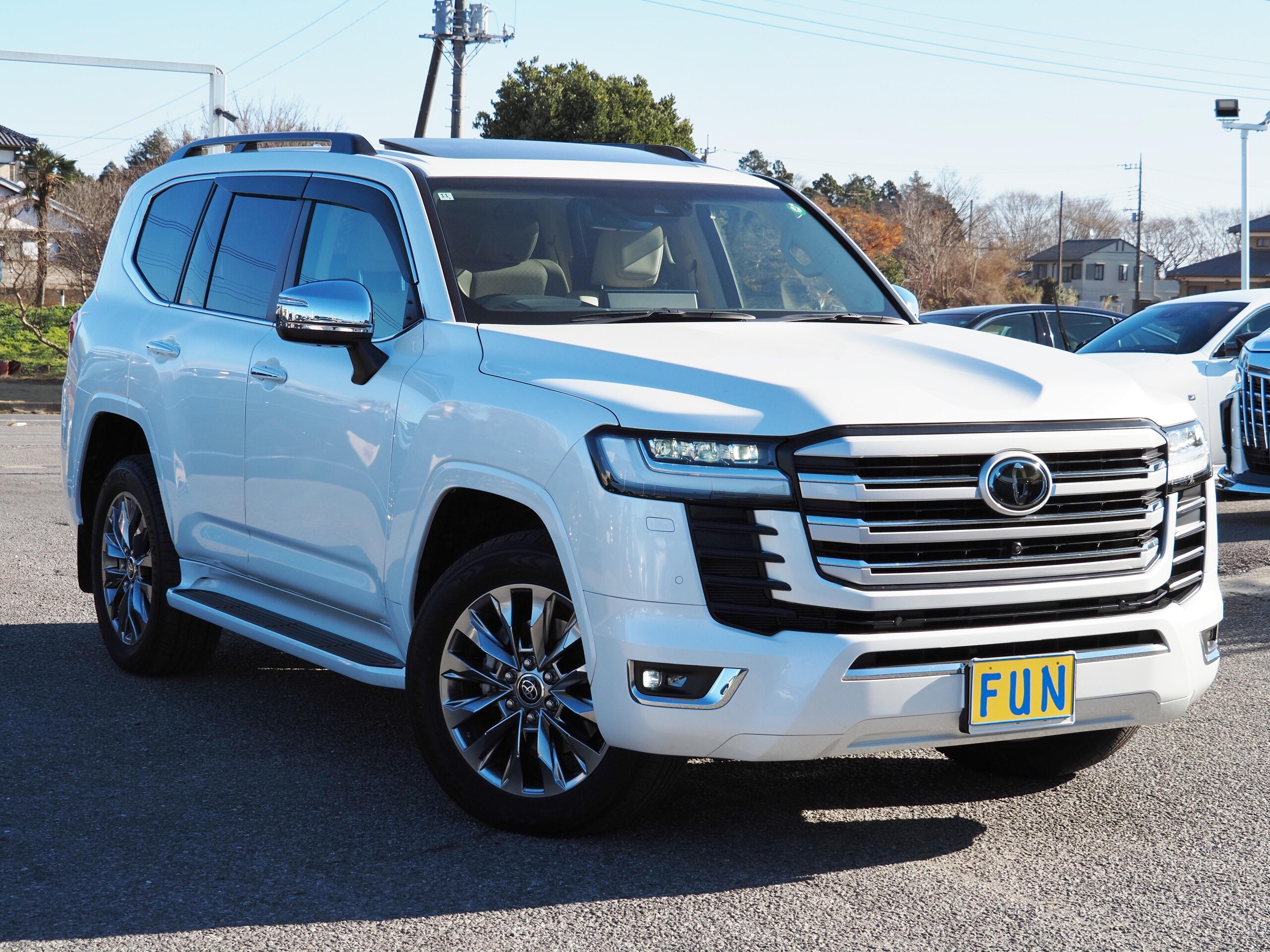 2024 Toyota Landrcuiser 300 — photo 3