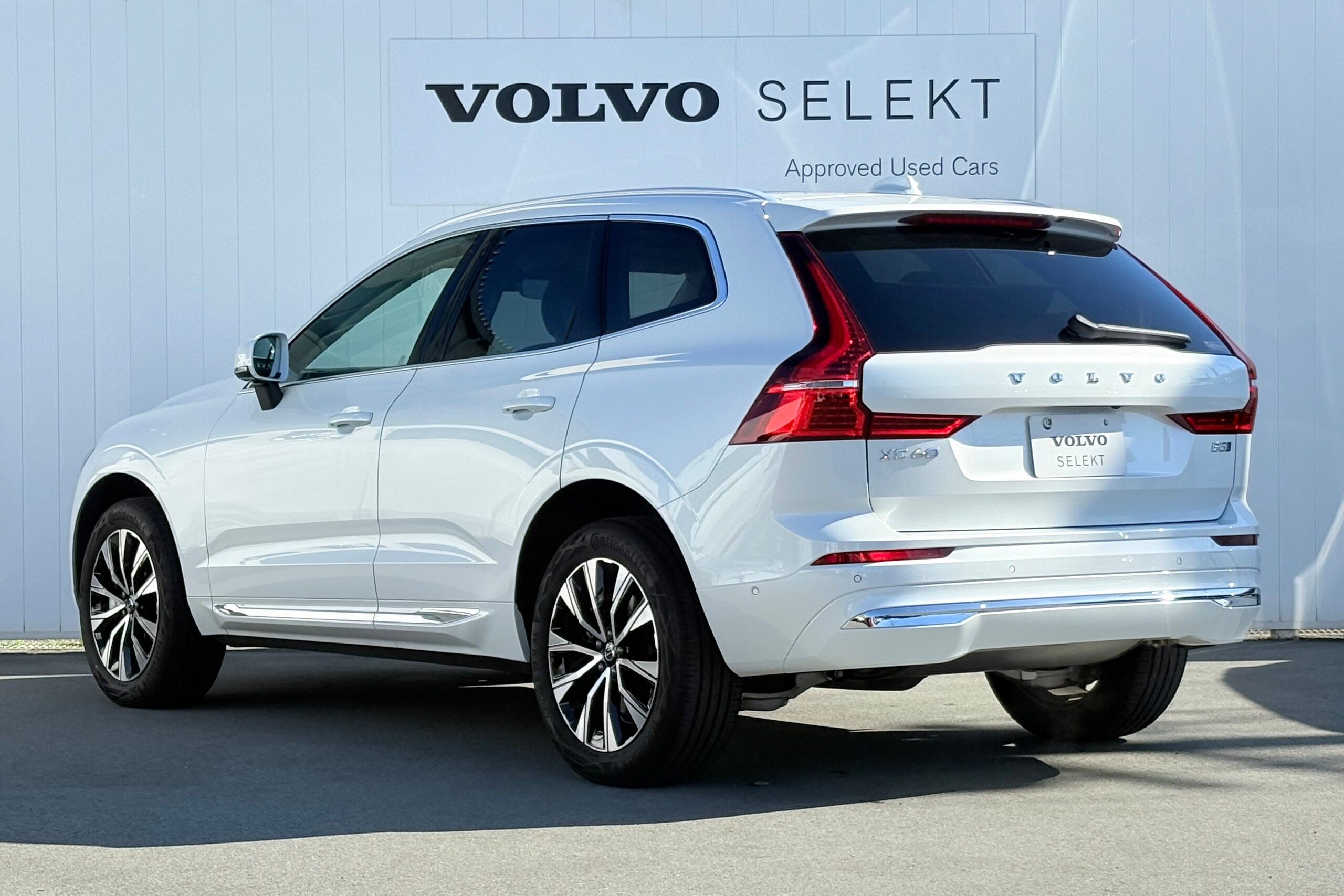 Volvo XC60 Ultimate B5 AWD 4WD — photo 7