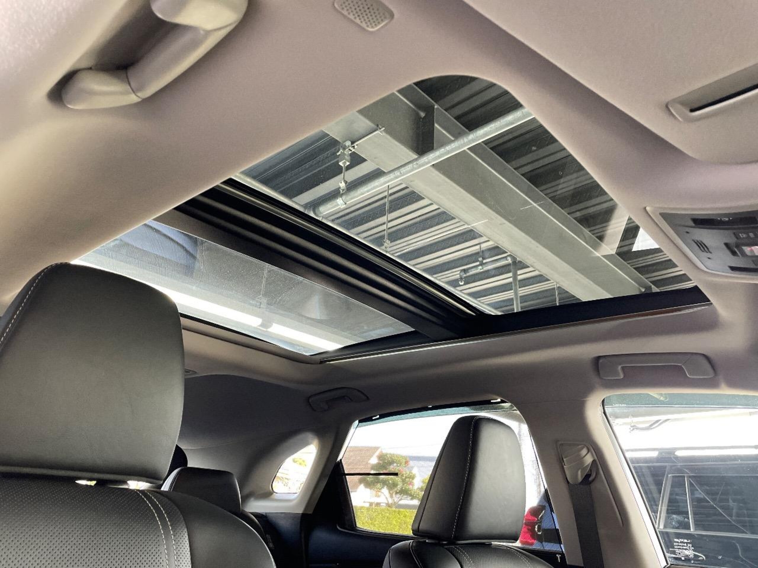 2021 Lexus Rx — photo 3