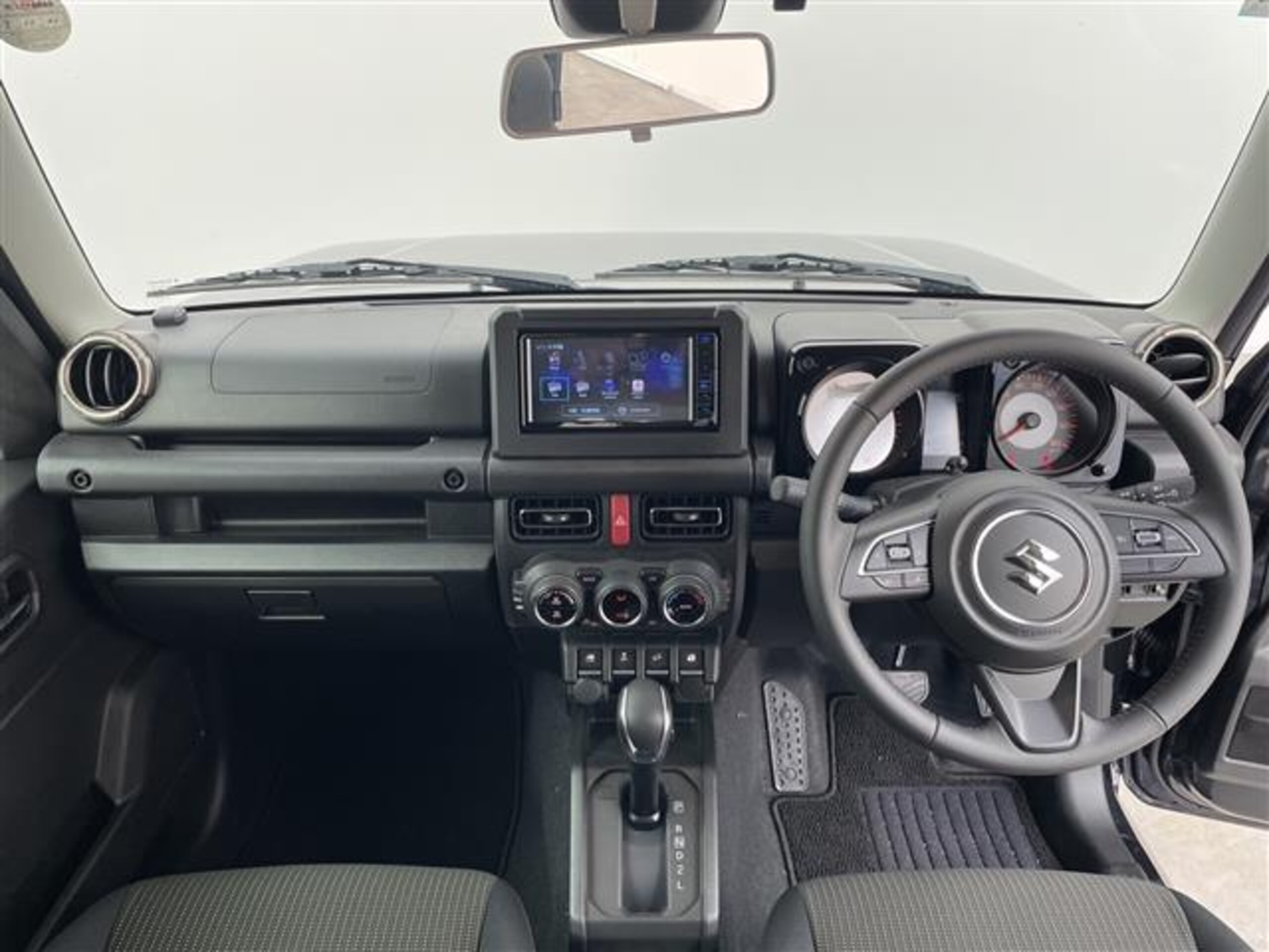 2024 Suzuki Jimny Sierra — photo 2