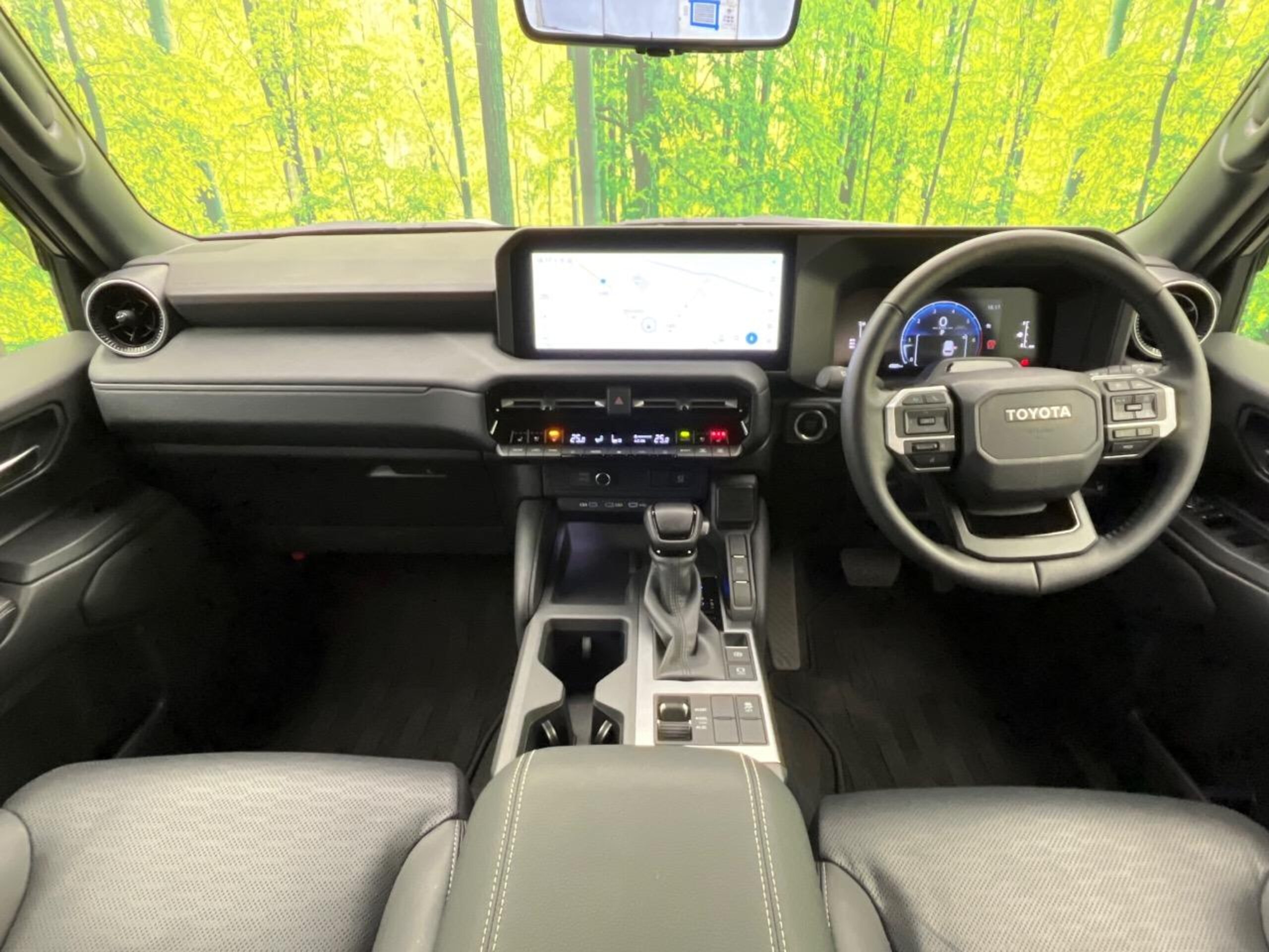 2025 Land Cruiser 250 — photo 2