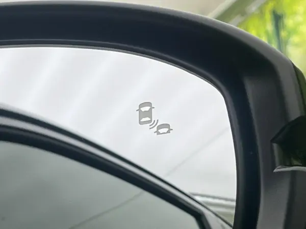 Honda Vezel 1.5 e:HEV Z Play Package — photo 8