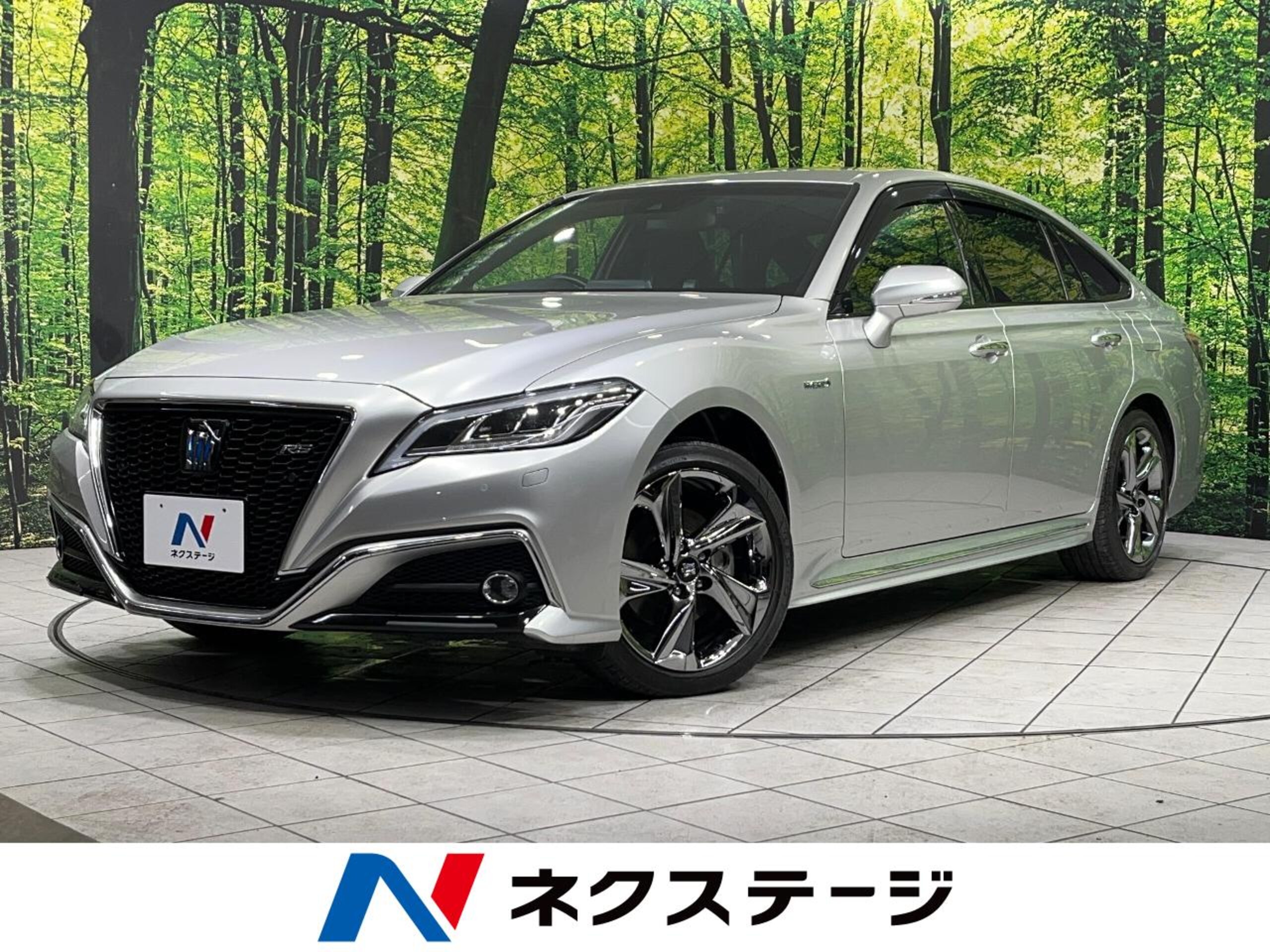 Toyota Crown Hybrid 2.5 RS Four 4WD