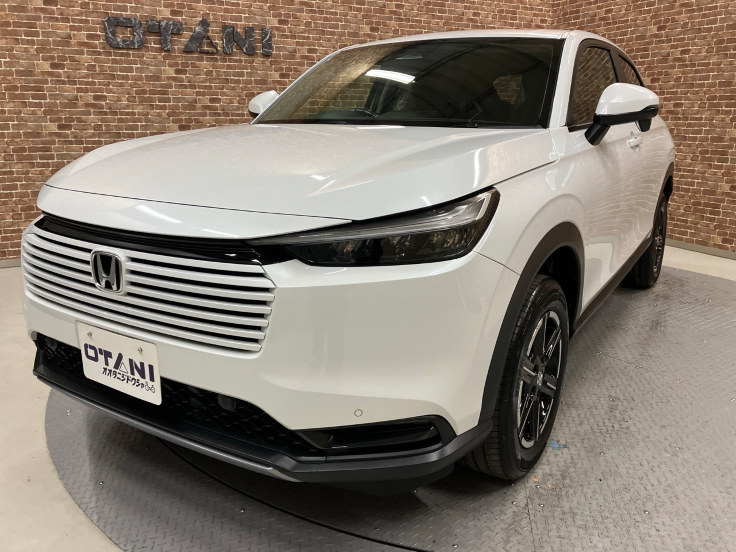 2025 Honda Vezel — photo 2