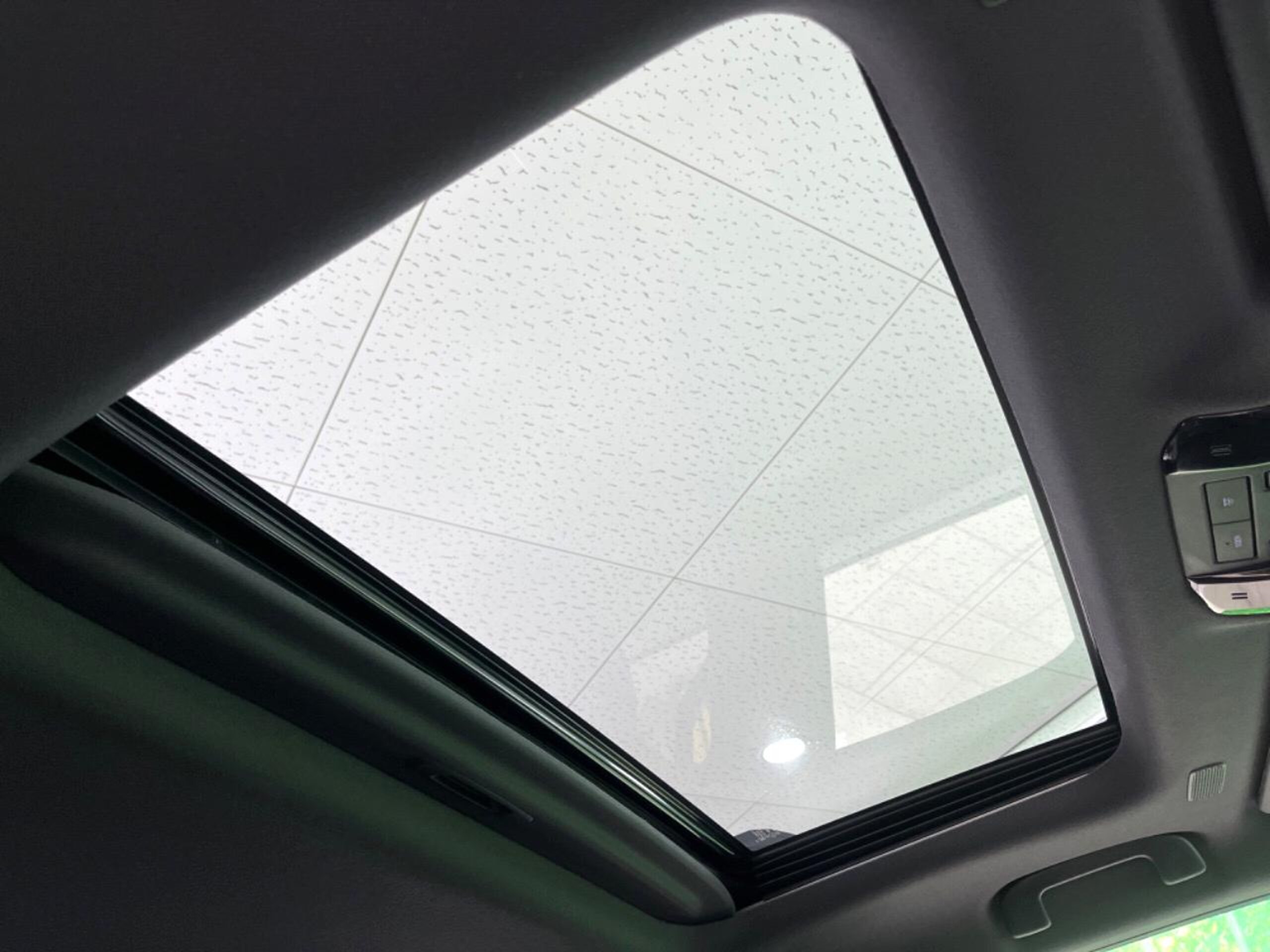 2024 Land Cruiser 250 — photo 3