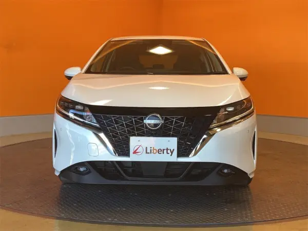 Nissan Note 1.2 X — photo 9