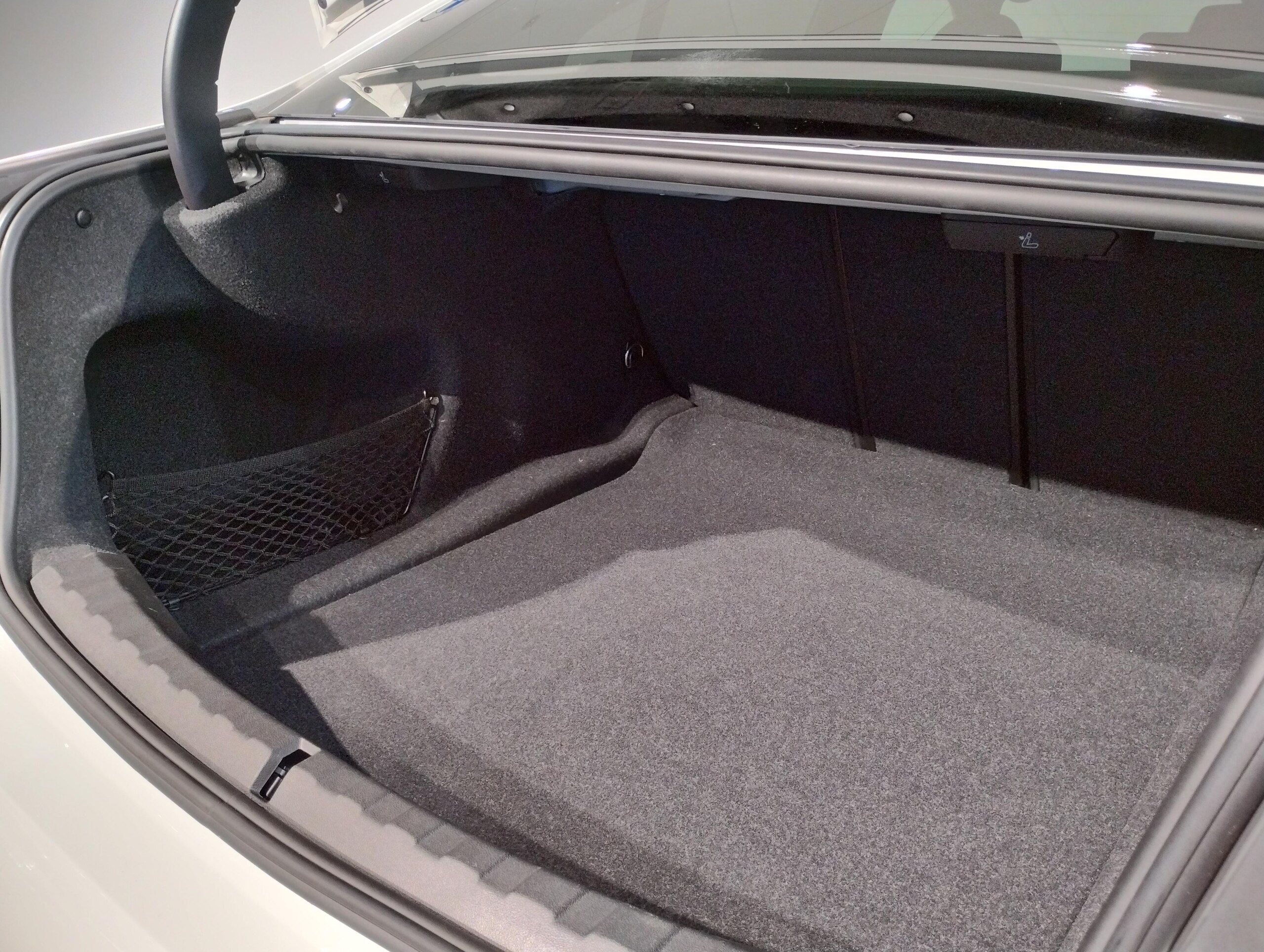 BMW 3 Series 320d xDrive M Sport Edition Shadow Diesel Turbo 4WD — photo 7