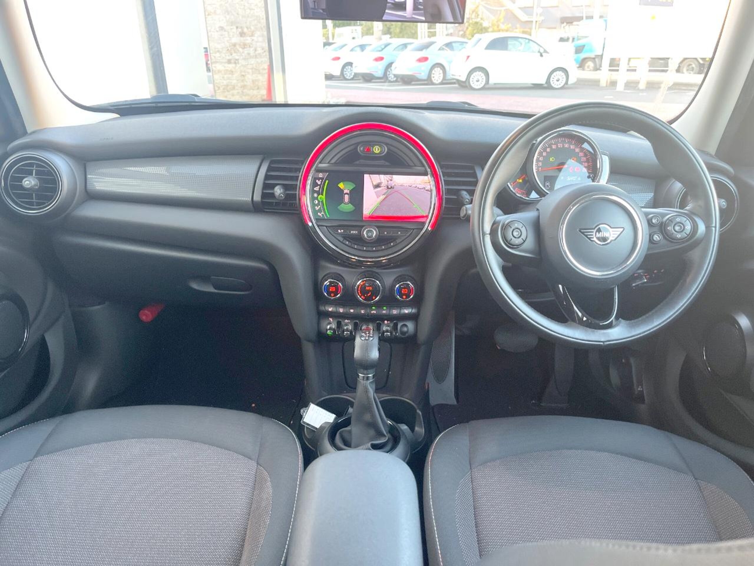2020 Mini Cooper — photo 2