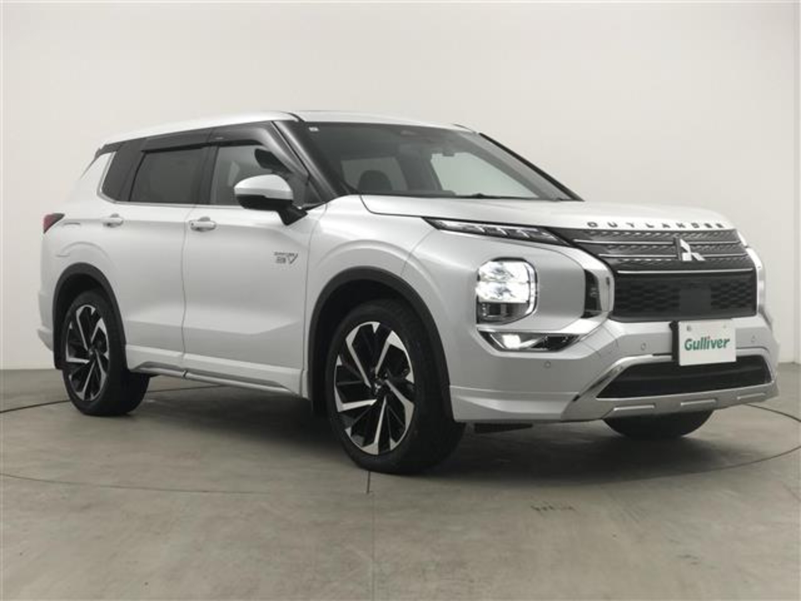 Mitsubishi Outlander PHEV 2.4 P 4WD — photo 9