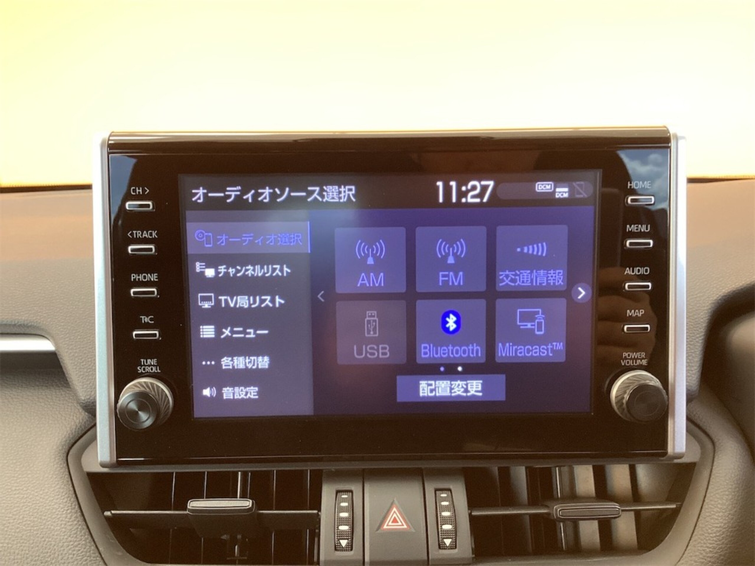 2022 Toyota  Rav4 — photo 3
