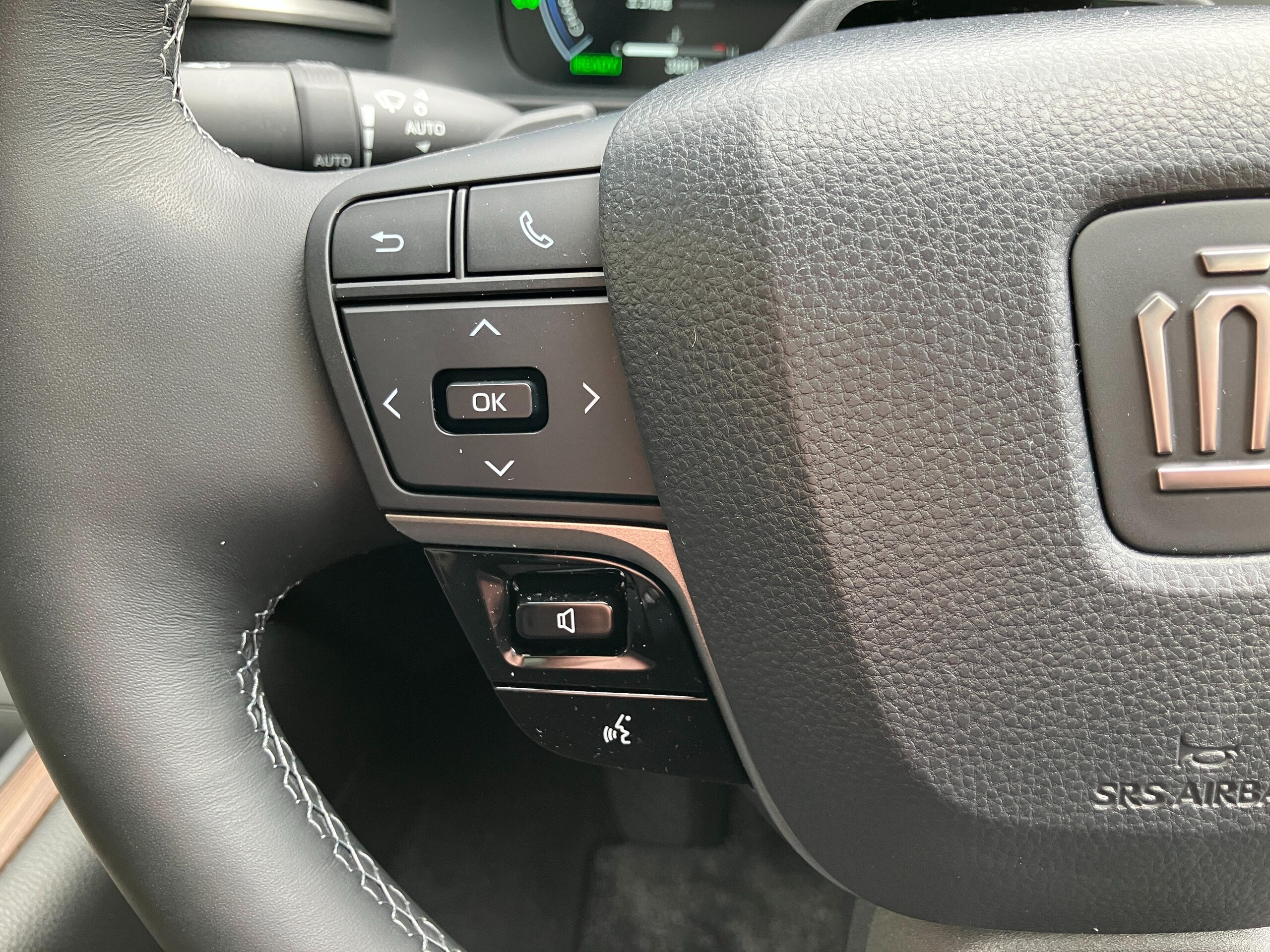 Toyota Crown 2.5 Z Hybrid — photo 9