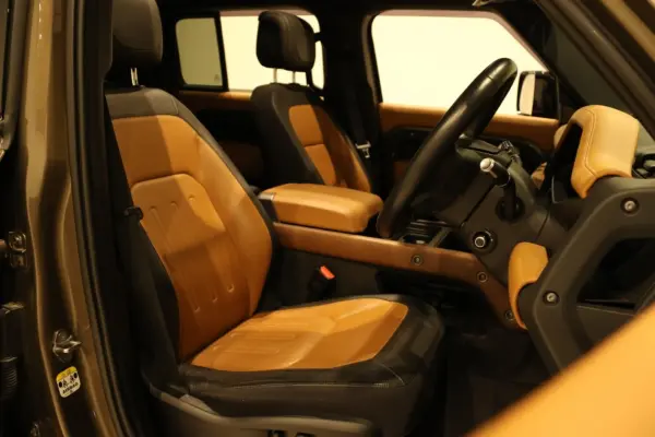 Land Rover Defender 110 X 3.0L D300 Diesel Turbo 4WD with Matte Protection Film, Panoramic Sunroof, 7-Seater, Air Suspension (Gondwana Stone Metallic) — photo 8