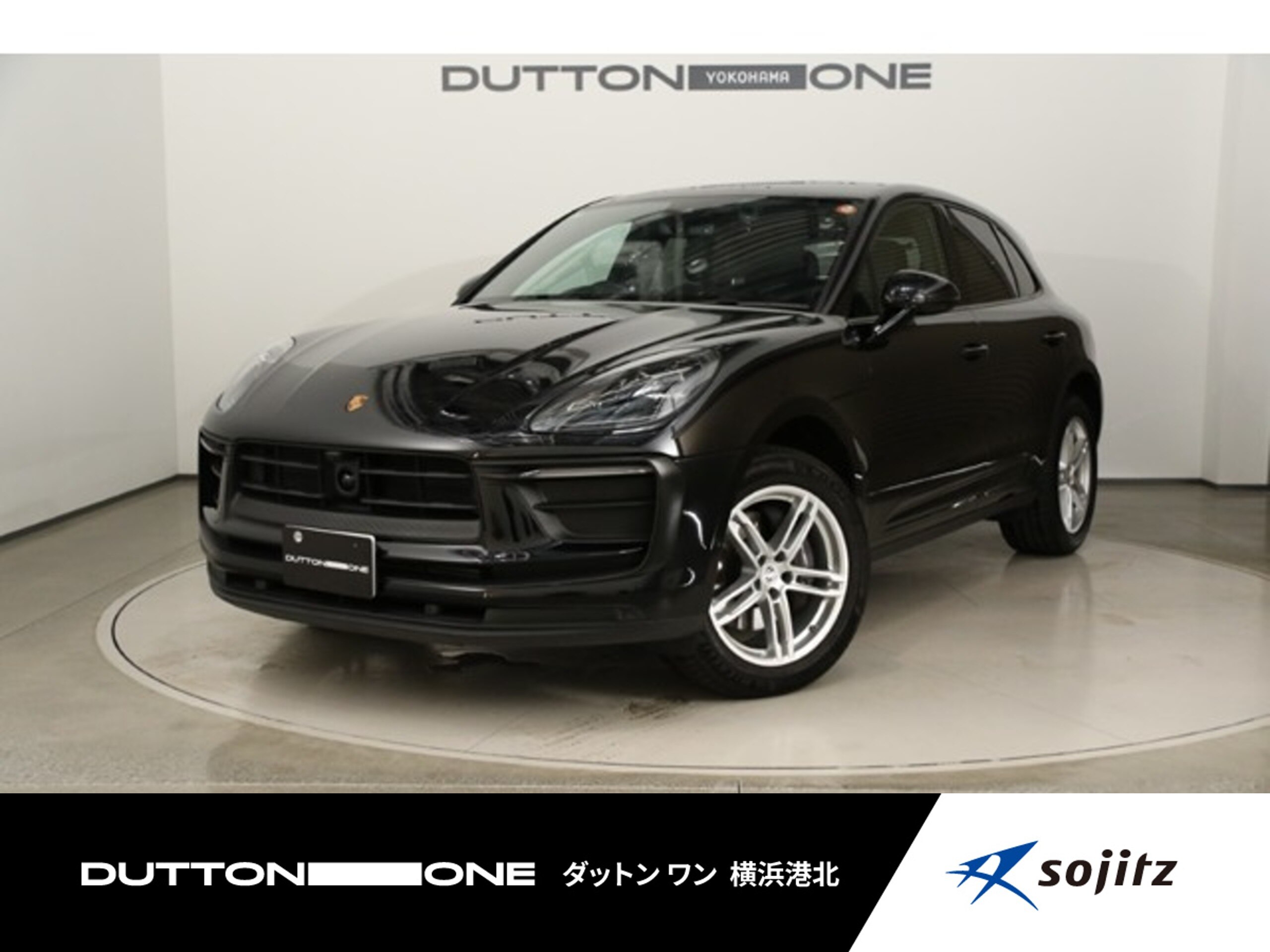 Porsche Macan PDK 4WD Sport Chrono Package Black Leather 19-inch All-Weather Tires Heated Seats Lane Keep Assist Adaptive Cruise Control (Black)