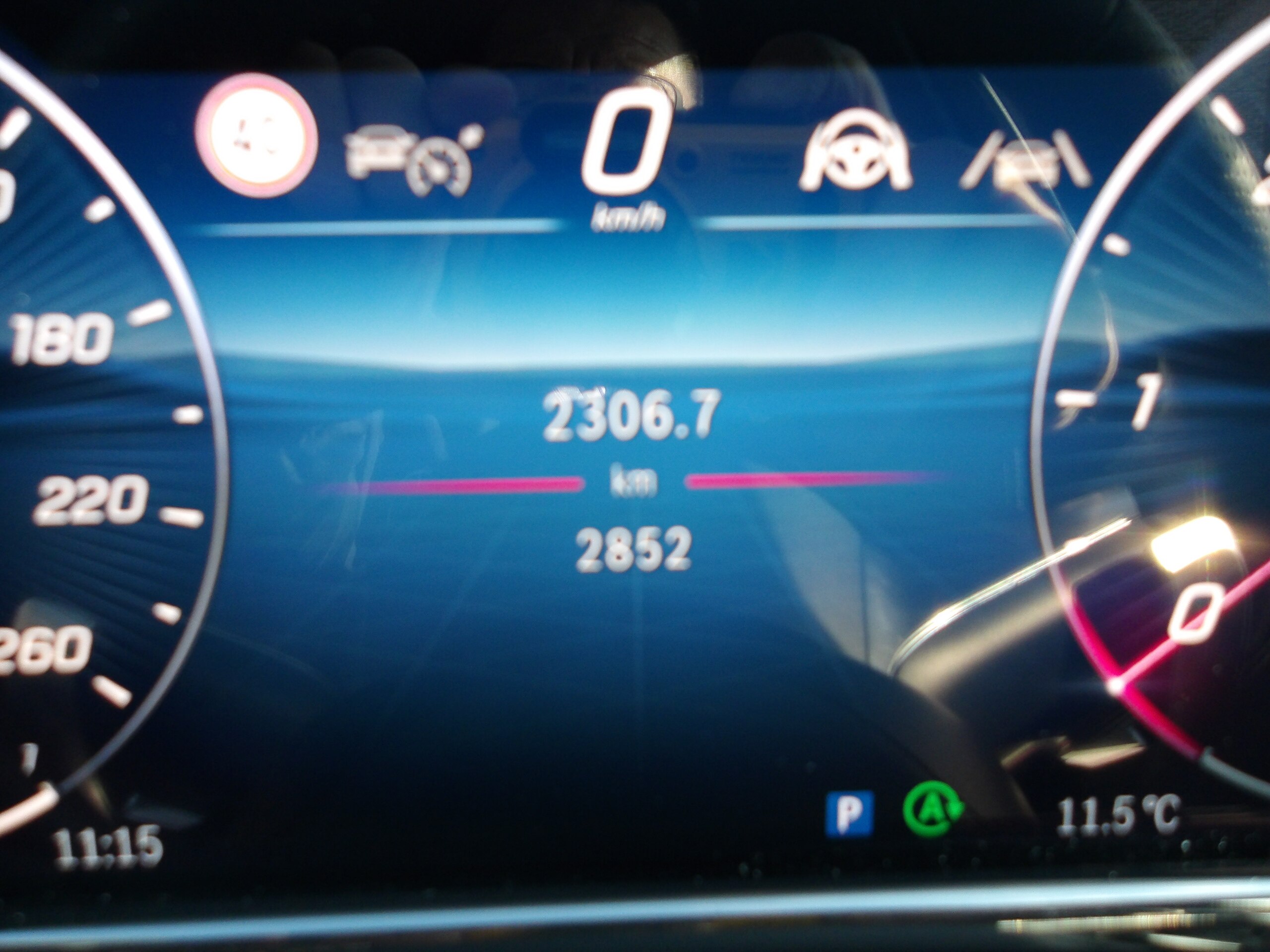 Mercedes-Benz E-Class Wagon E220 d Avantgarde AMG Line Package (ISG Equipped Model) Diesel Turbo MP202401 Certified・SR・Leather EXC・Advanced P (Obsidian Black) — photo 8