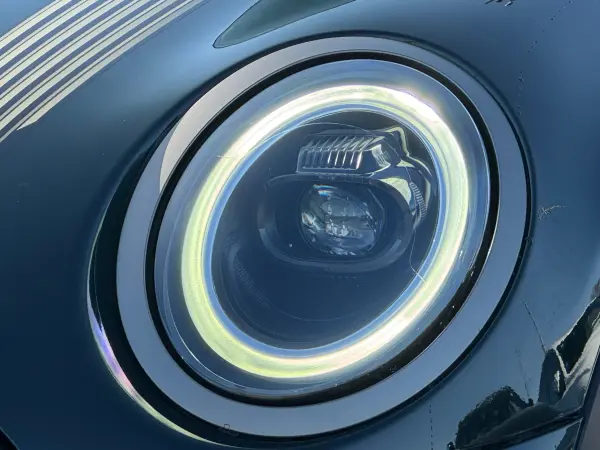 2023 Mini Cooper — photo 2