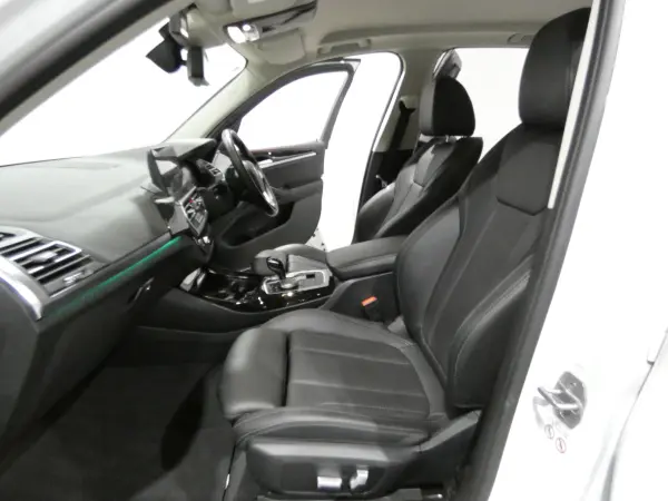 BMW X3 xDrive20i 4WD — photo 8