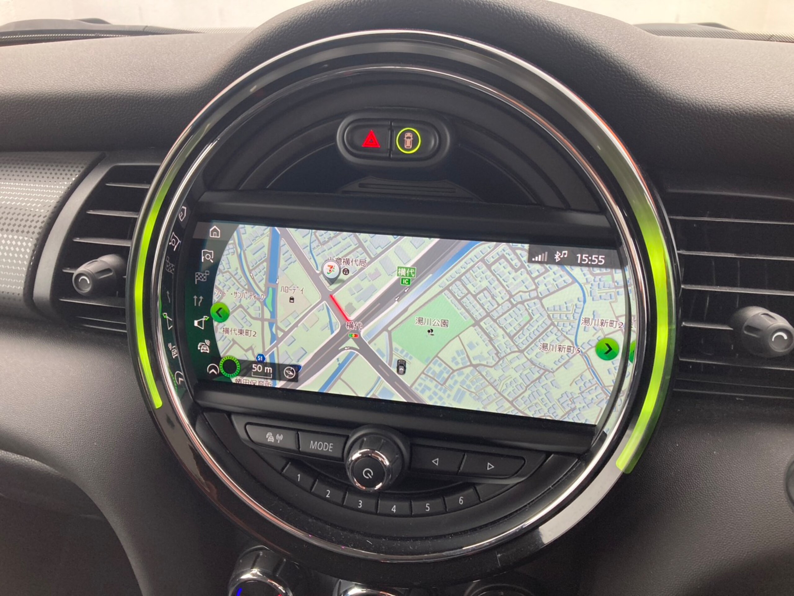 Mini Cooper 5-Door DCT One Owner LED Headlights Navigation Package Camera & Parking Assist Package Pepper Package Sports Leather Steering Wheel White Roof & Mirror Caps Dashcam (Front & Rear) (Chili Red) — photo 8