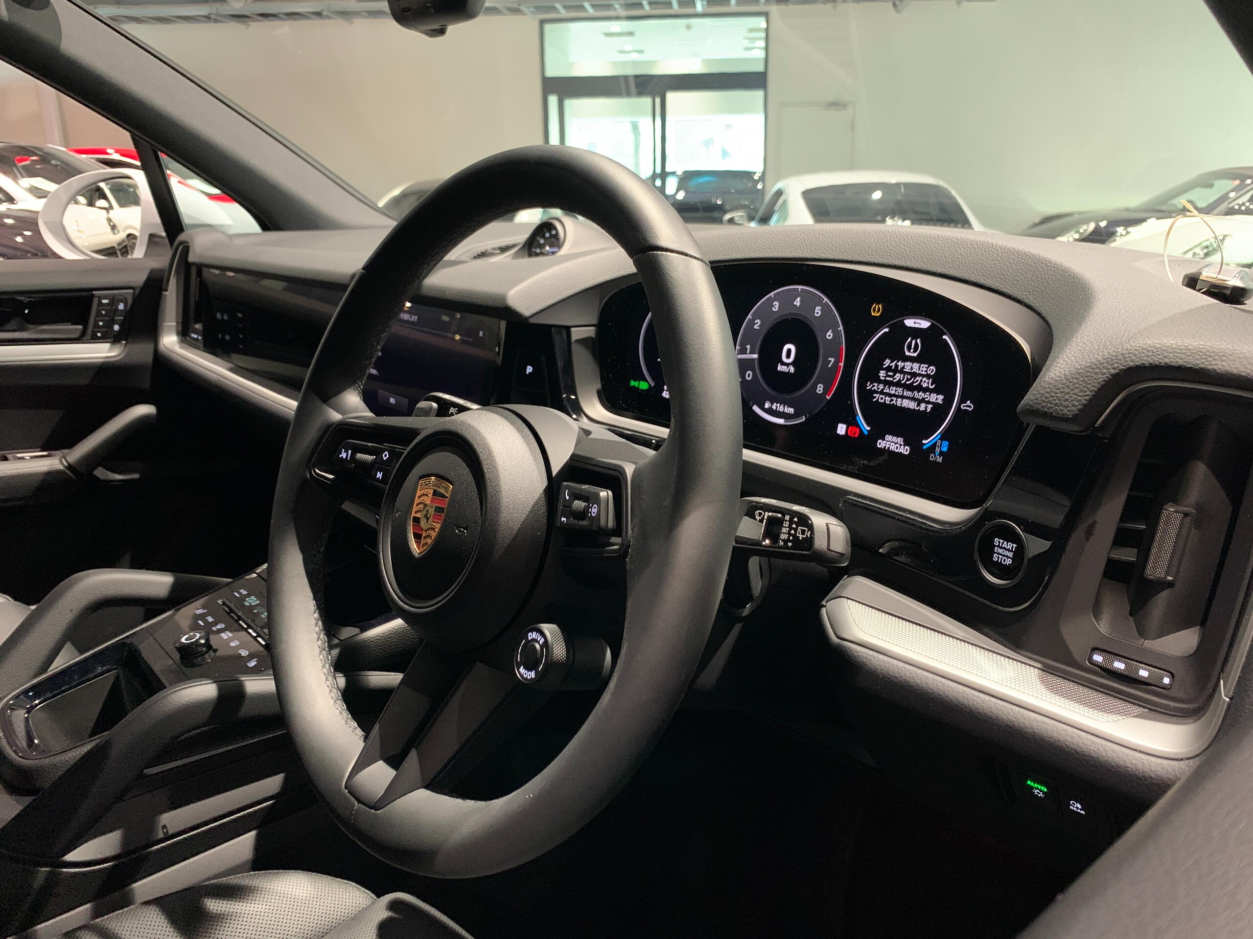 Porsche Cayenne 3.0 Tiptronic S 4WD 2025 Model - New Car Warranty Transfer — photo 9