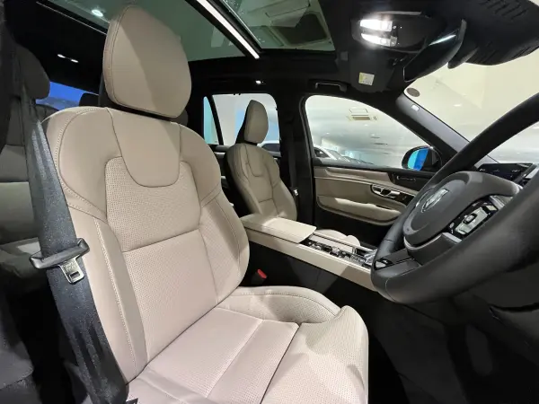 Volvo XC90 T8 AWD Ultra Dark Google Navigation Sunroof Harman/Kardon (Onyx Black Metallic) — photo 9