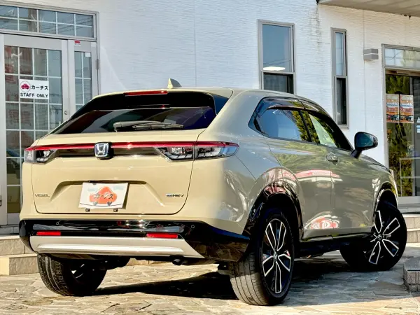 2021 Honda Vezel — photo 2