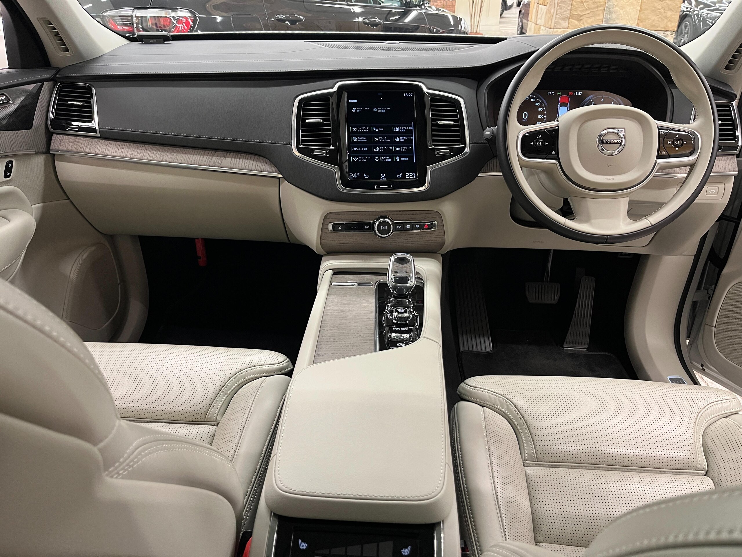 2021 Volvo Xc90 — photo 2