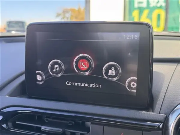 2020 Mazda Roadster — photo 3