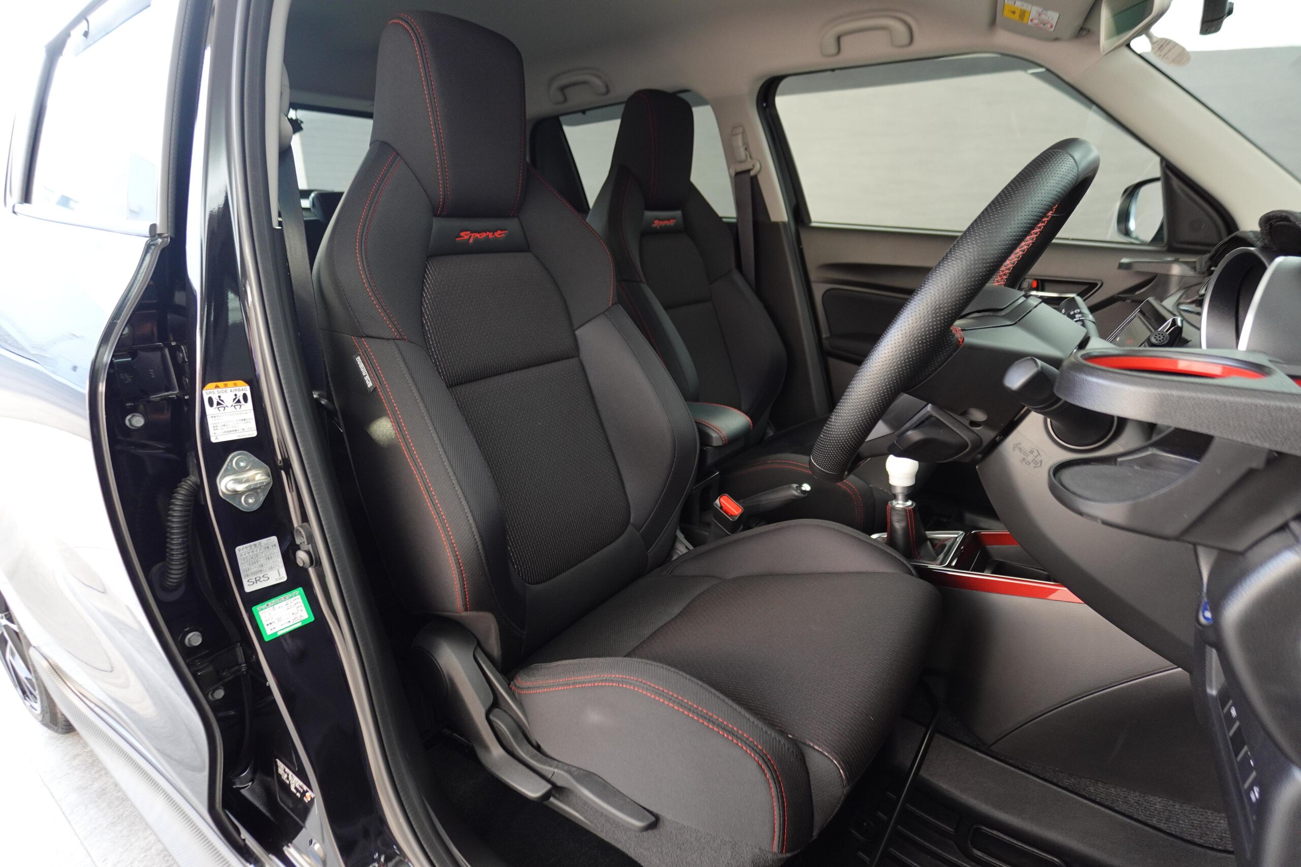 Suzuki Swift Sport 1.4 — photo 9