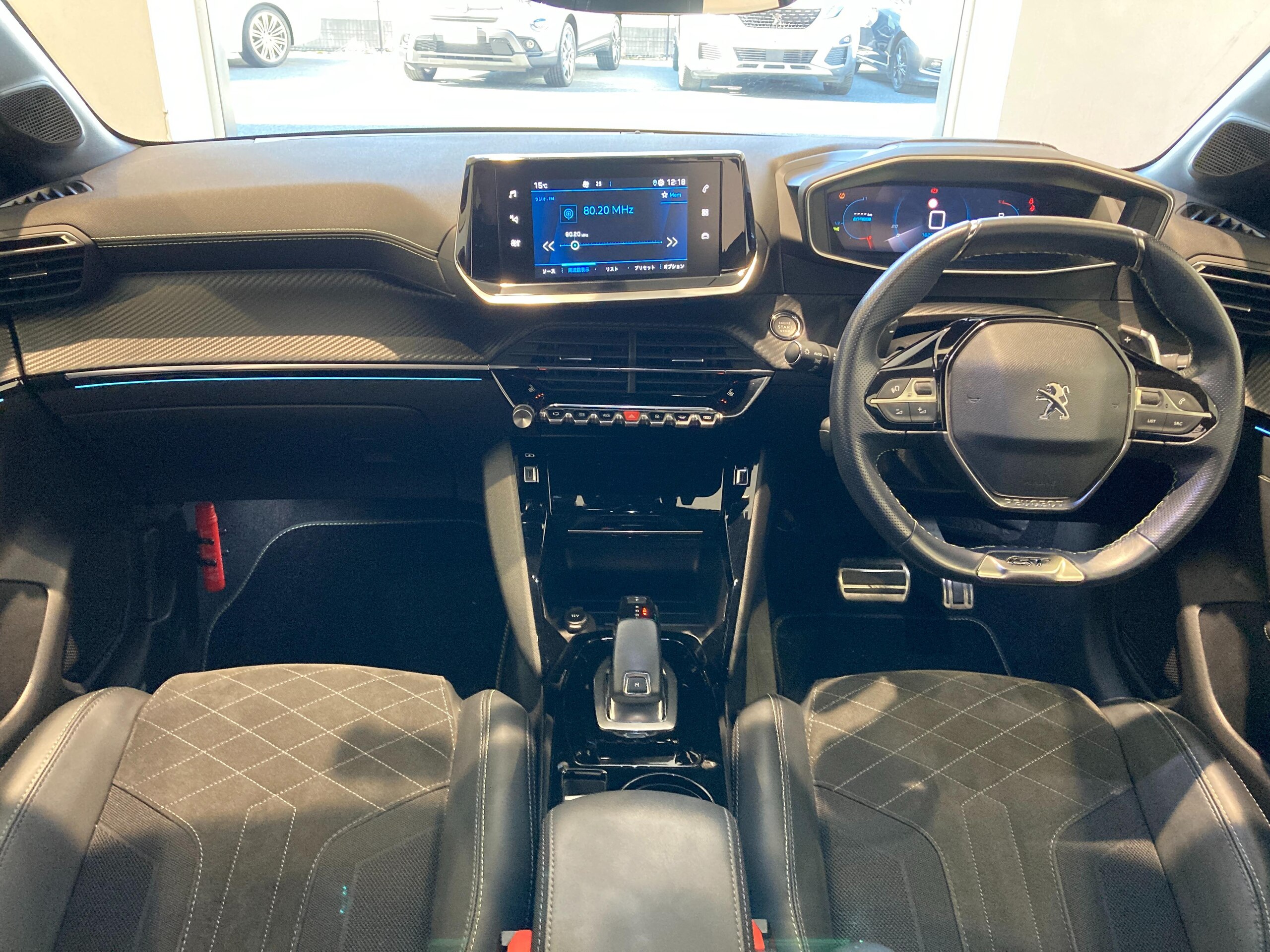 2022 Peugeot 208 — photo 2