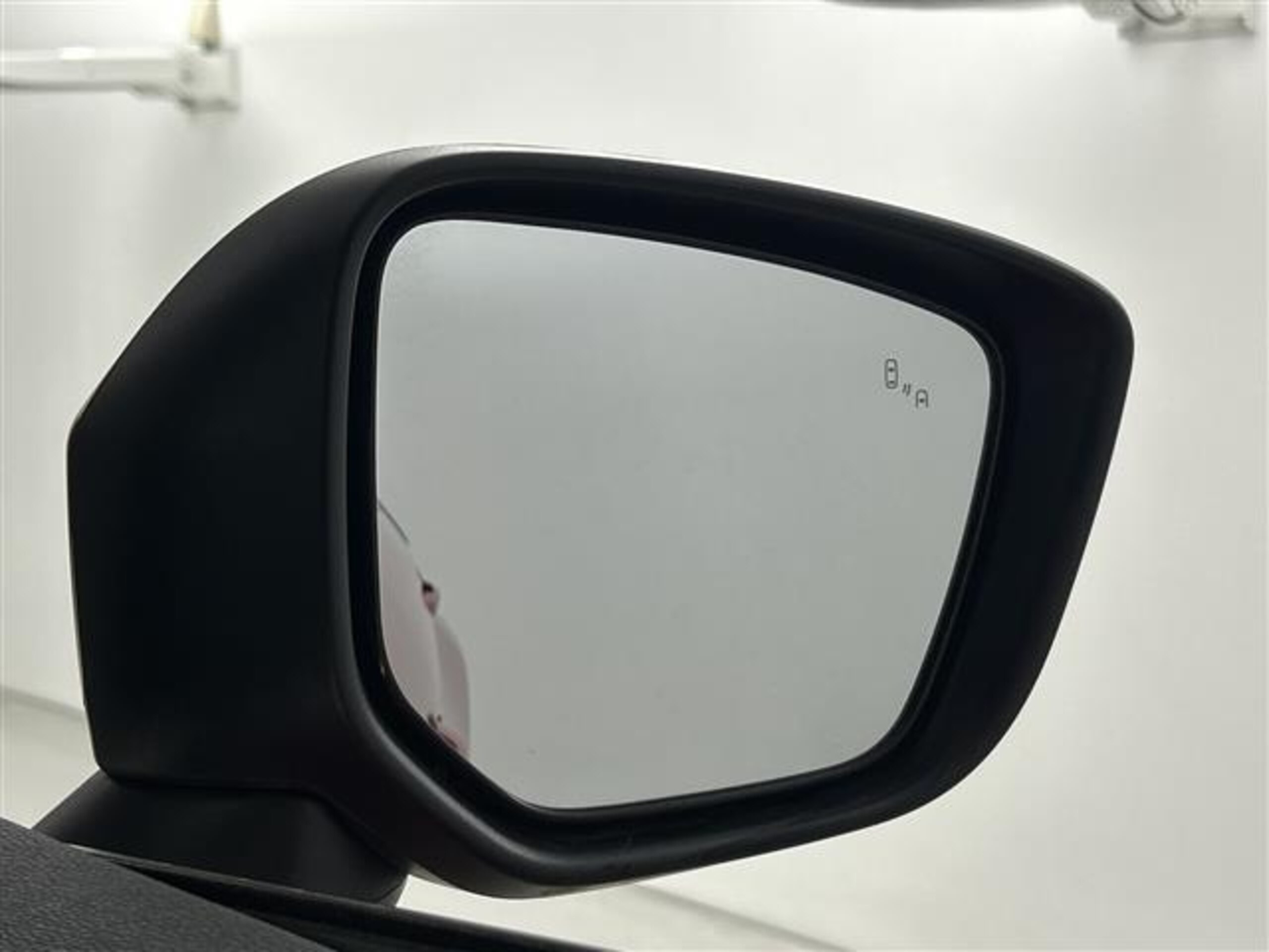 Mitsubishi Eclipse Cross PHEV 2.4 P 4WD — photo 8