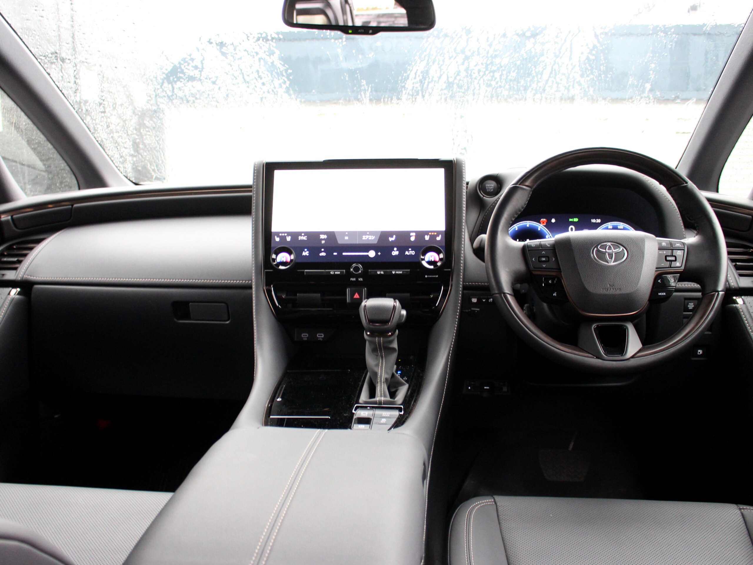 Toyota Alphard 2.5 Z 4WD — photo 7