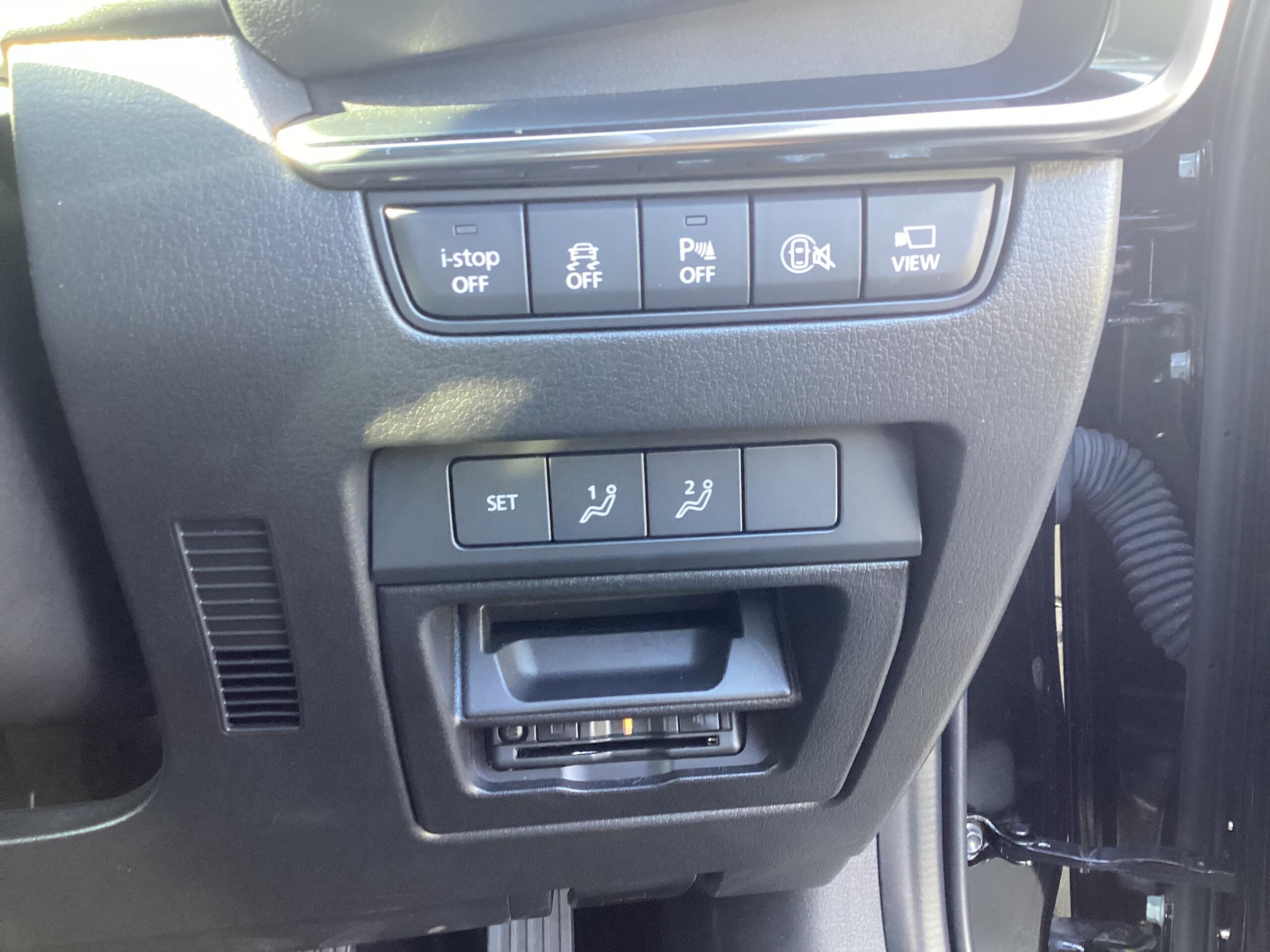 Mazda MAZDA3 Fastback 1.8 XD Touring Diesel Turbo — photo 8