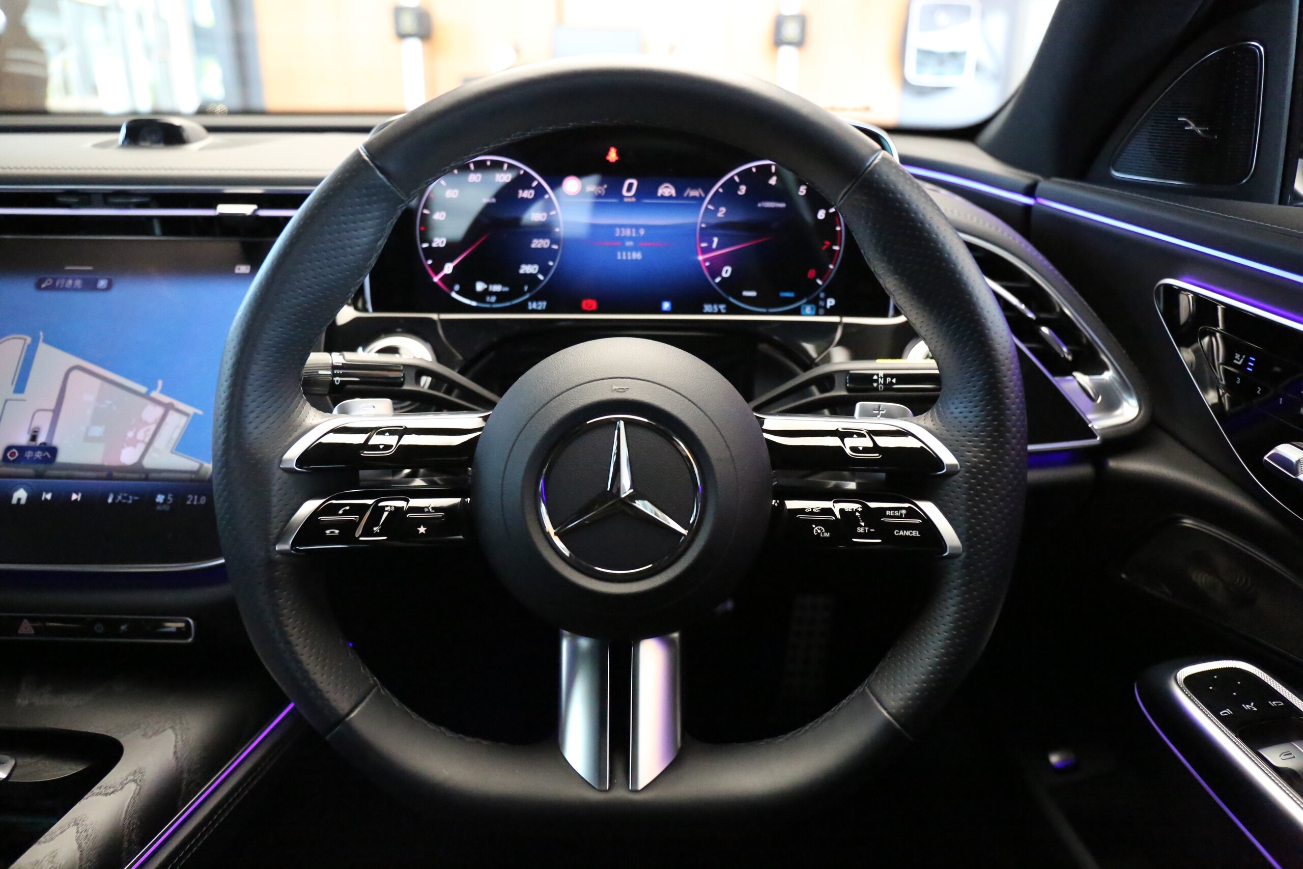 Mercedes-Benz E-Class E220 d Avantgarde AMG Line Package (ISG Equipped Model) Diesel Turbo MP202401 Certified Used Car 2-Year Warranty / Digital Interior Package / Advanced Package / Leather Exclusive Package / Genuine Front-Rear Drive Recorder / Air Balance Package / Head-Up Display / Seat Heater / Ventilator / Ambient Light (Obsidian Black) — photo 7