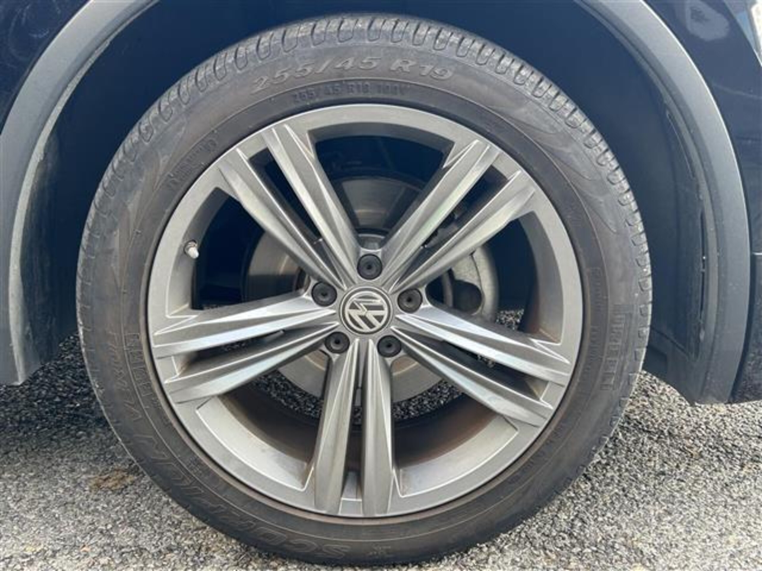 Volkswagen Tiguan TDI 4Motion R-Line Diesel Turbo 4WD — photo 8