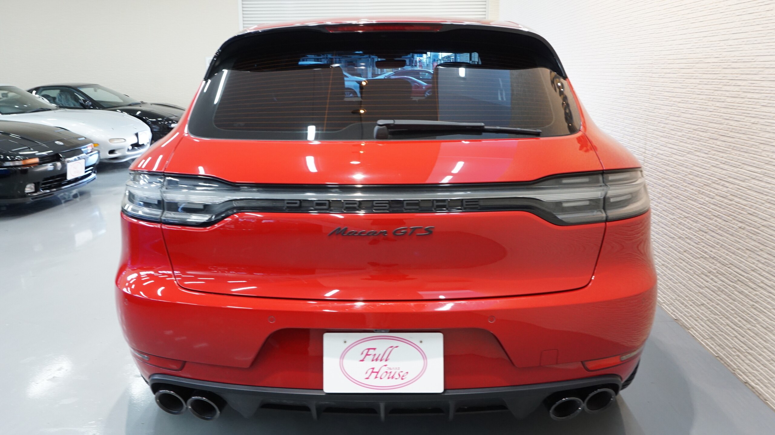 Porsche Macan GTS PDK 4WD — photo 7