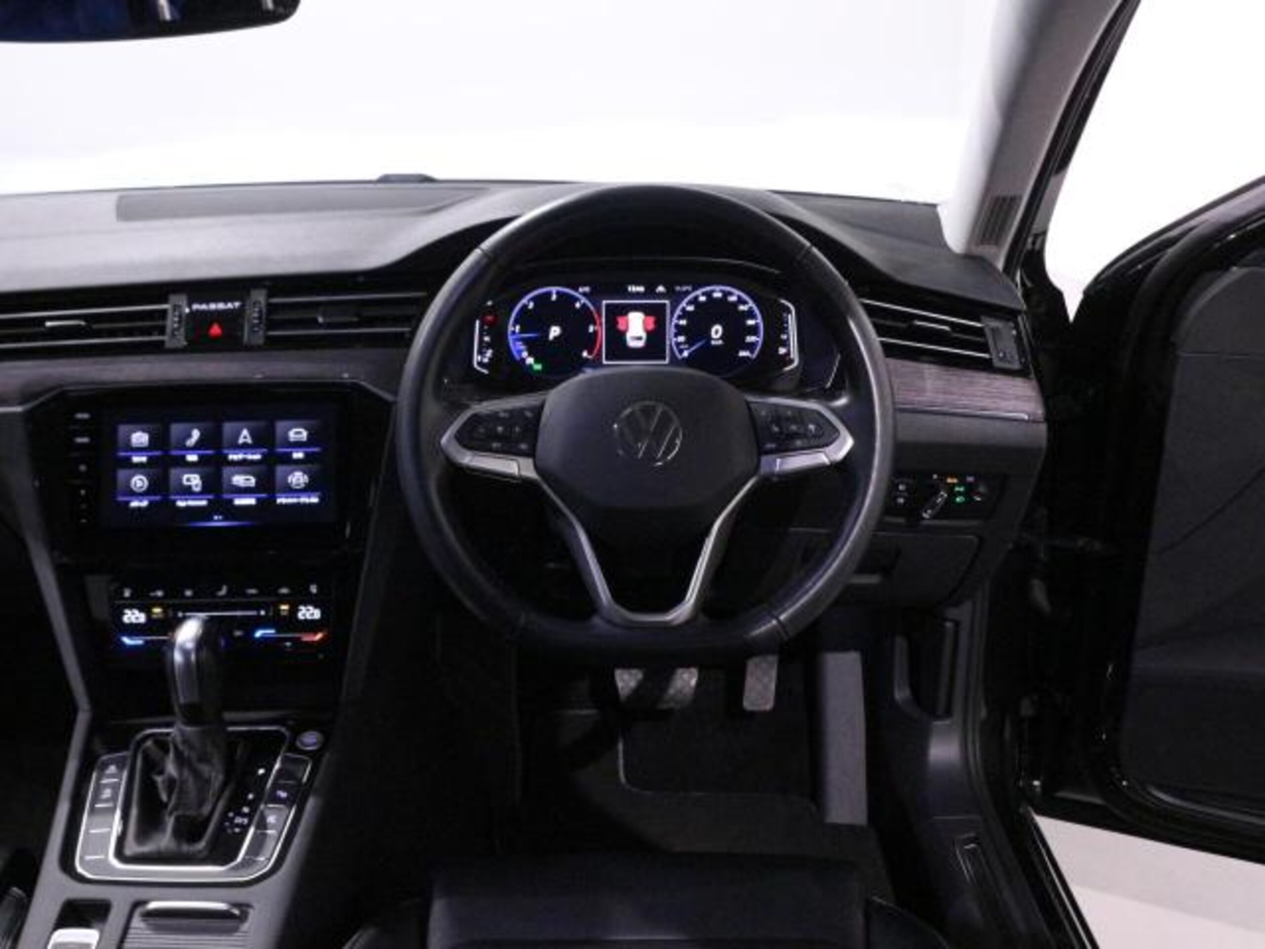 Volkswagen Passat Variant TDI Elegance Advance Diesel Turbo — photo 8