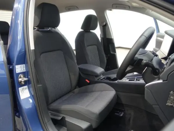 2025 Volkswagen Golf — photo 8 | Tuminion Kenya