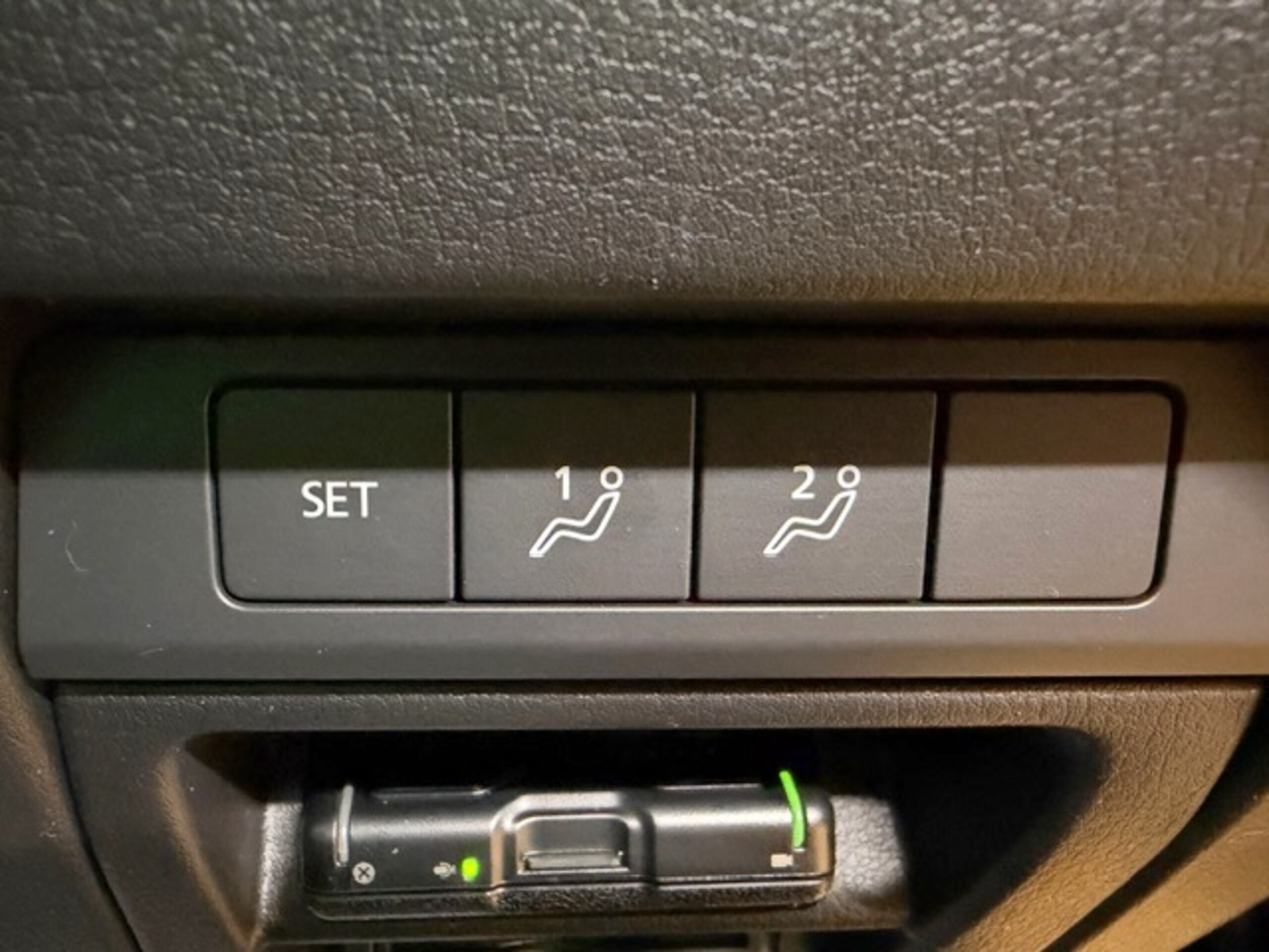 Mazda MAZDA3 Fastback 2.0 20S Black Tone Edition — photo 7