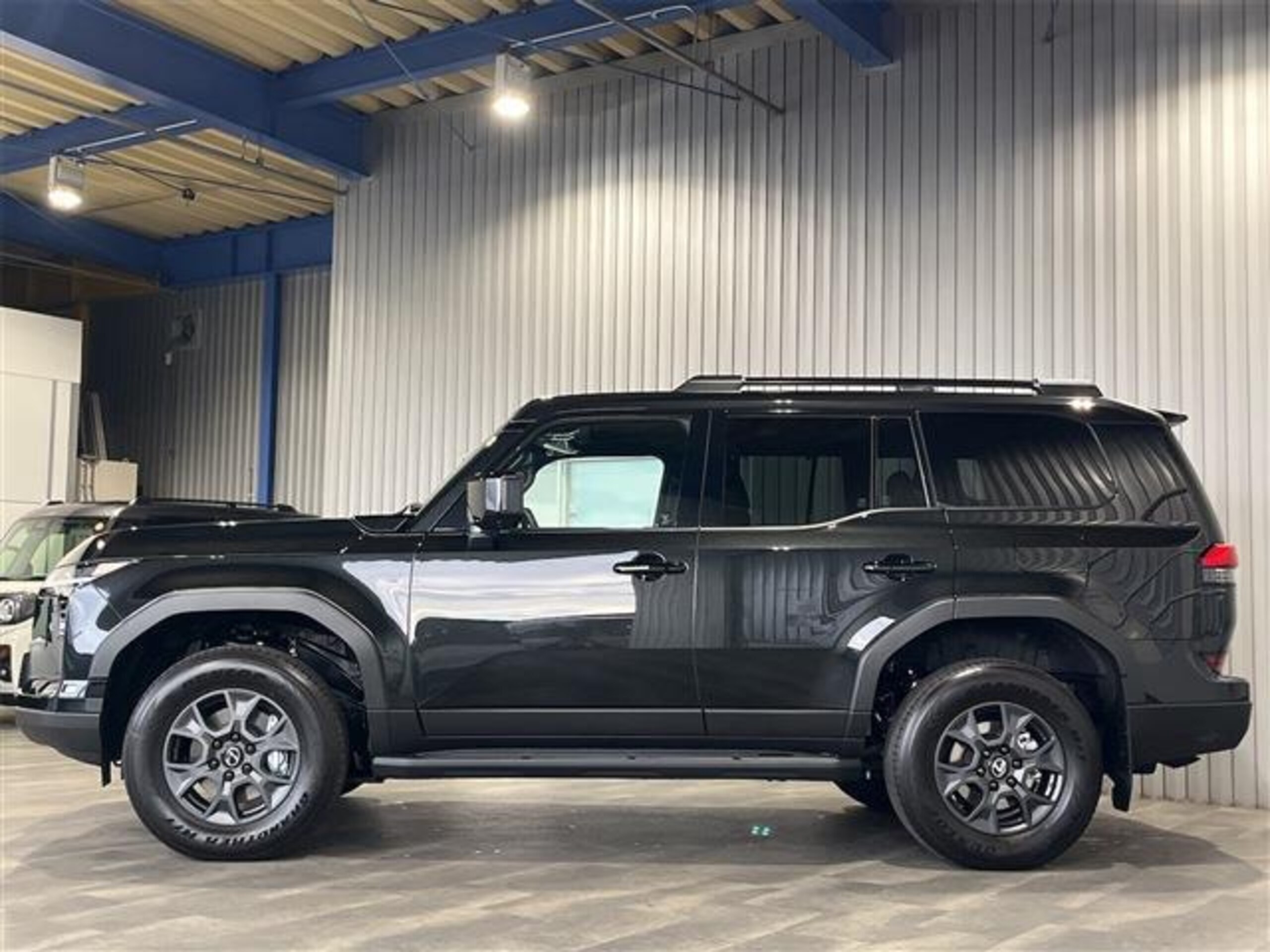 Lexus GX550 OverTrail Plus 4WD — photo 9