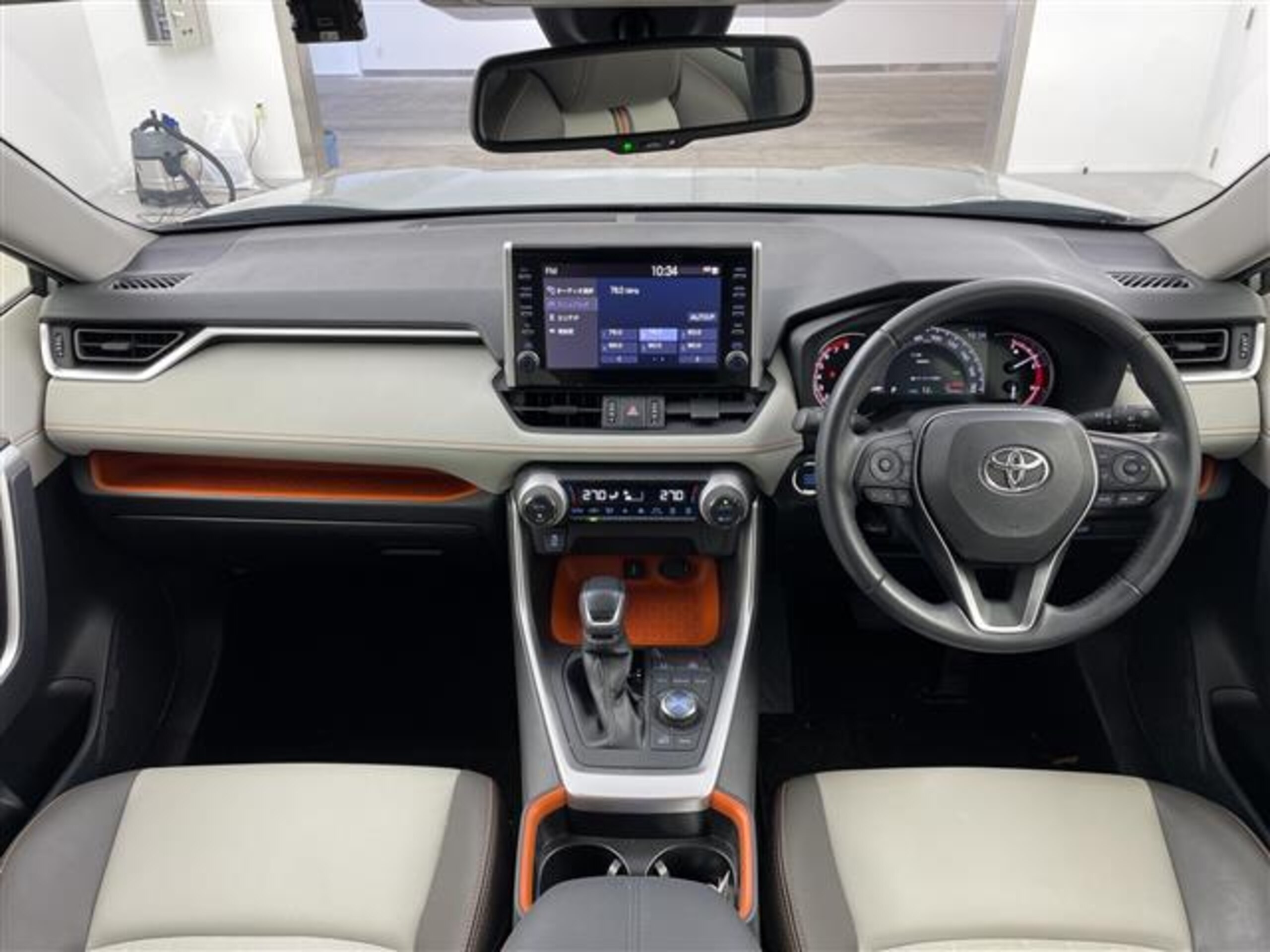 2021 Toyota  Rav4 — photo 2