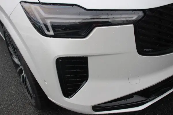 Volvo XC90 Ultra T8 AWD Plug-in Hybrid 4WD — photo 7