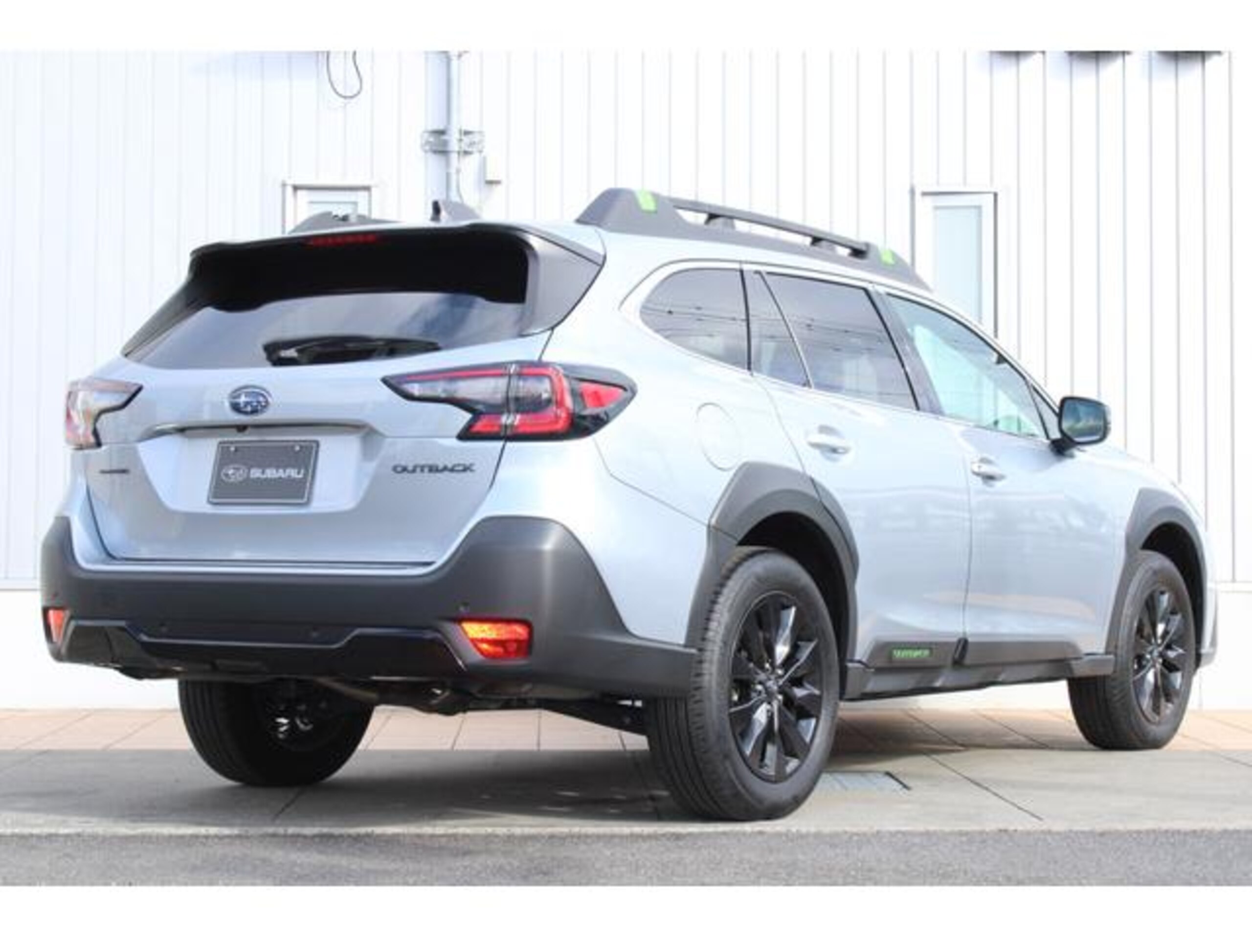 2024 Subaru Legacy Outback — photo 2