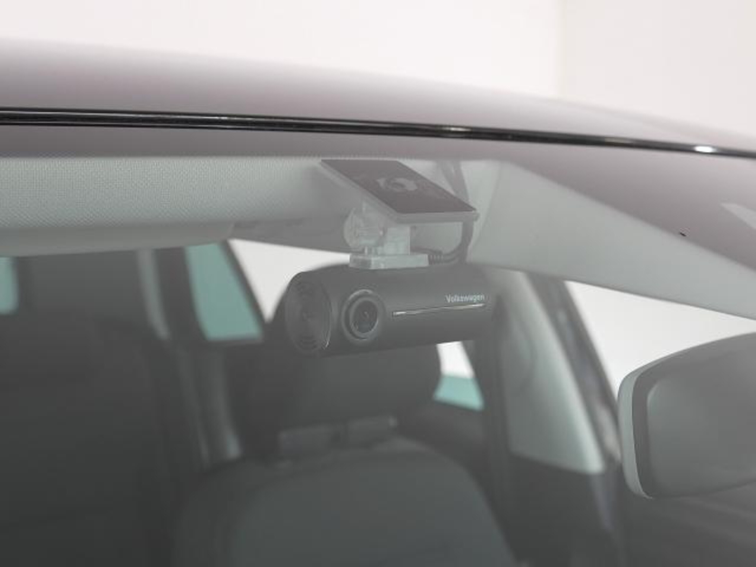 2019 Volkswagen Golf — photo 3