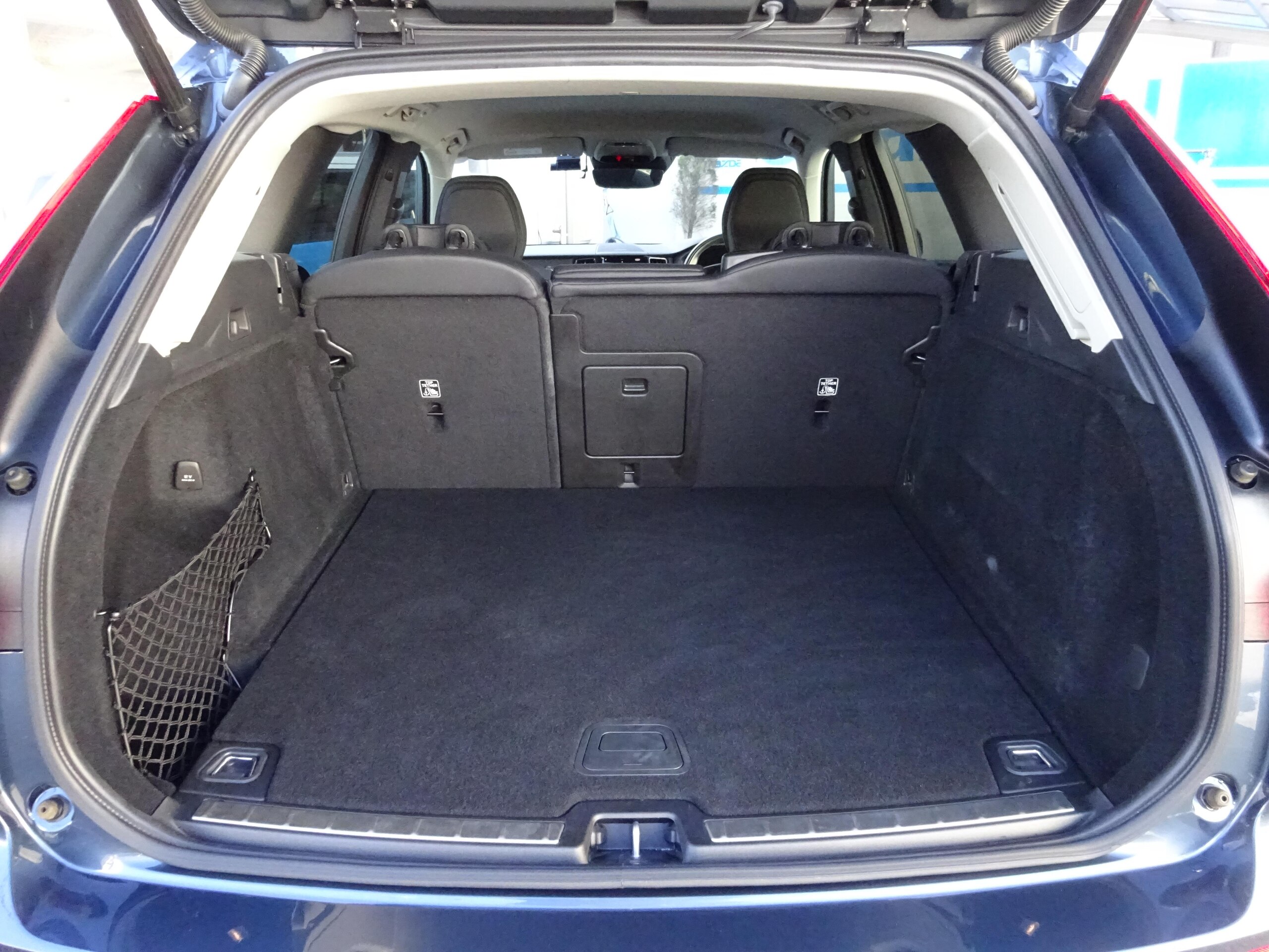 Volvo XC60 B5 AWD Inscription 4WD Non-Smoking Black Leather Navigation Digital Terrestrial 360 Camera ETC 2.0 Front/Rear Dashcam — photo 8