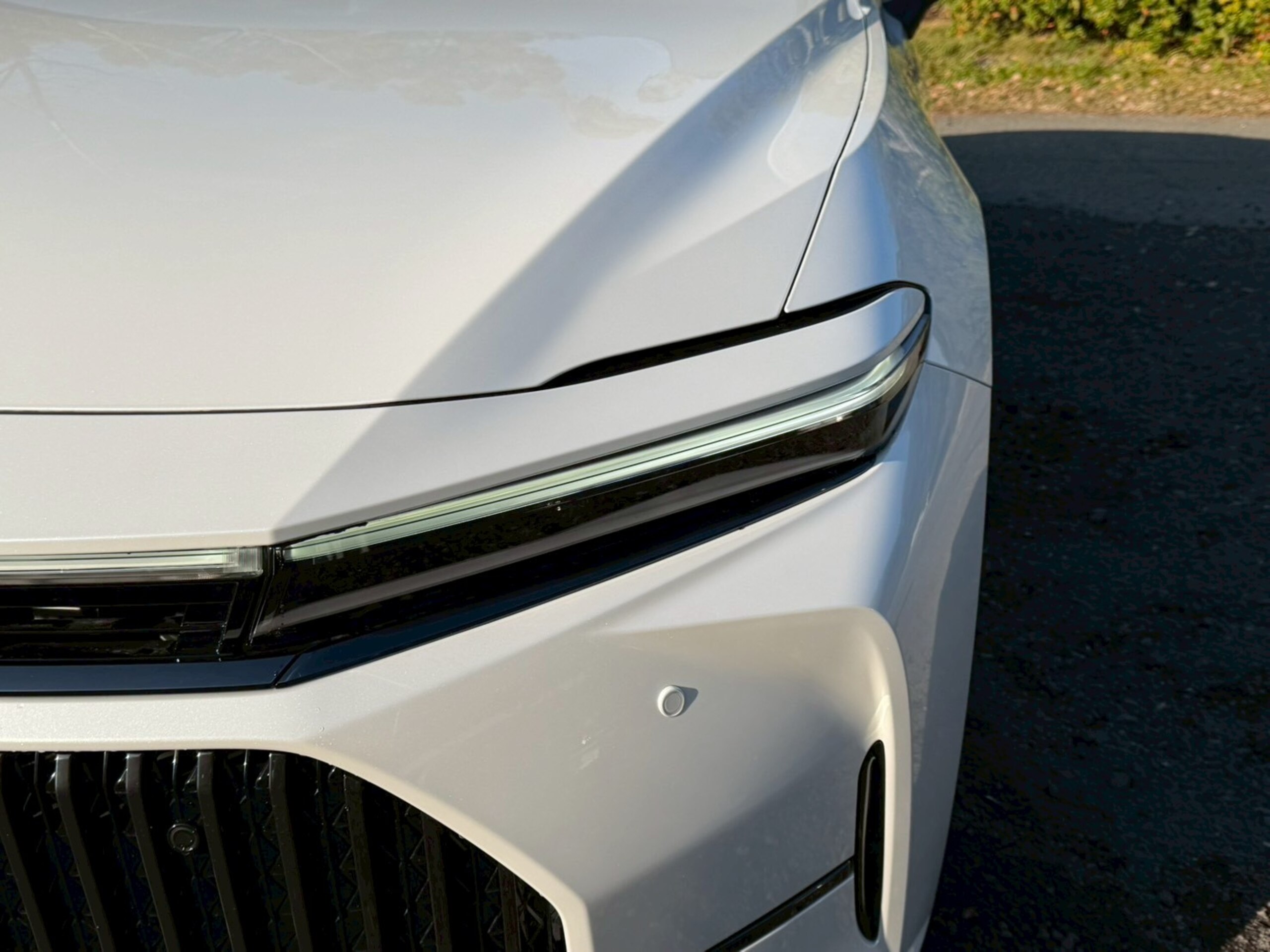 2023 Toyota Crown — photo 2