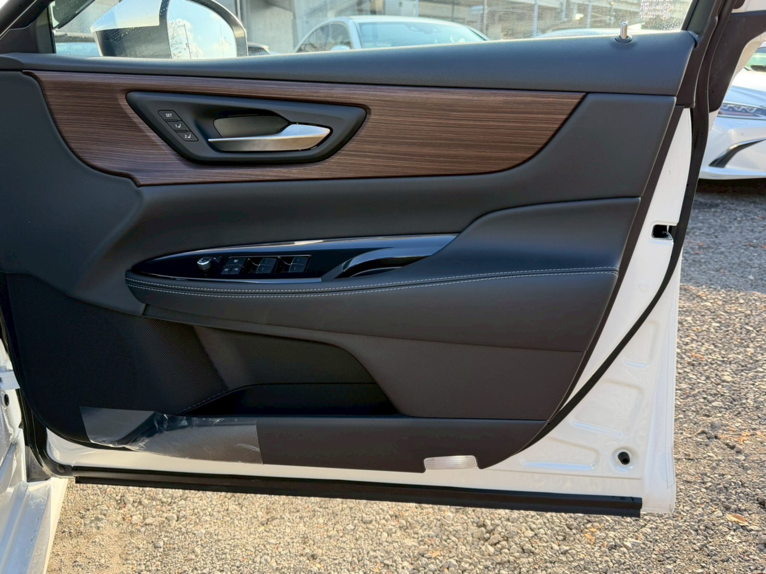 Toyota Crown 2.5 Z Hybrid — photo 7