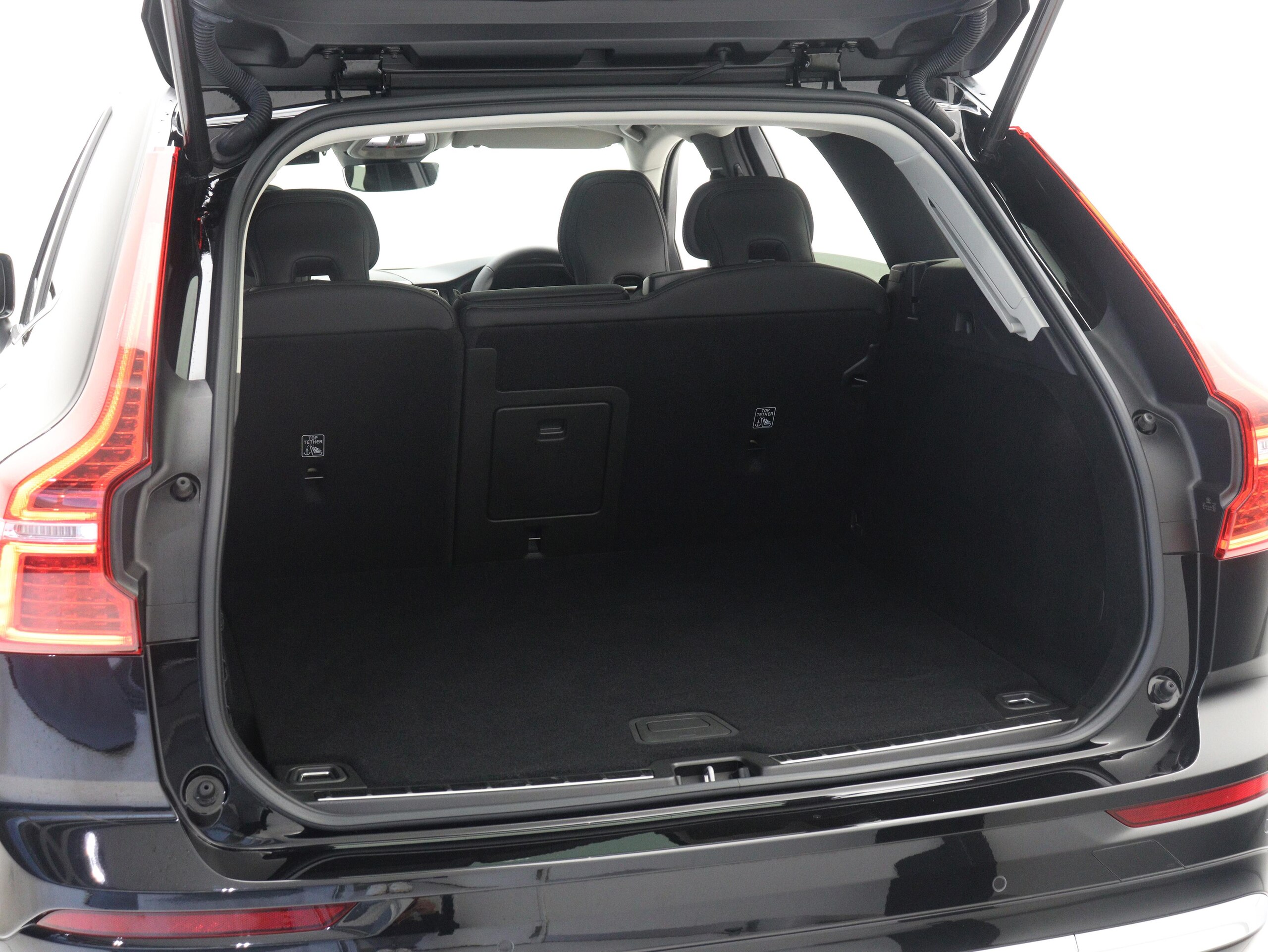 Volvo XC60 Ultra B5 AWD 4WD — photo 9